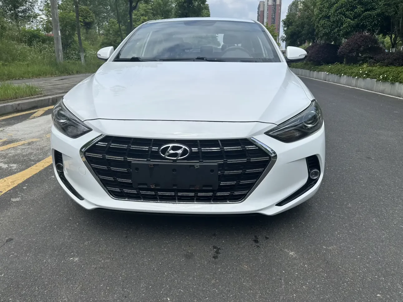 Hyundai lead