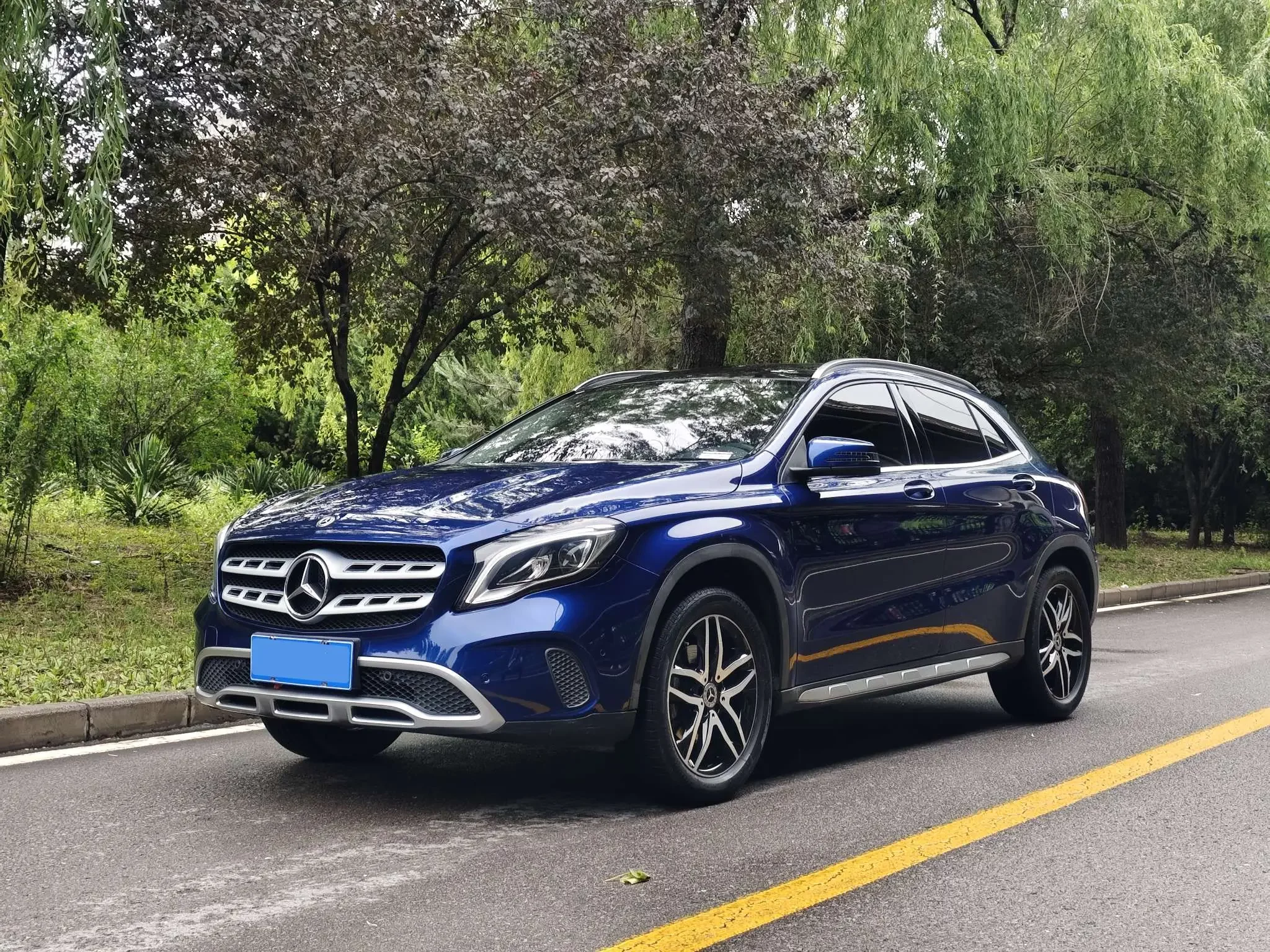 Mercedes-Benz GLA