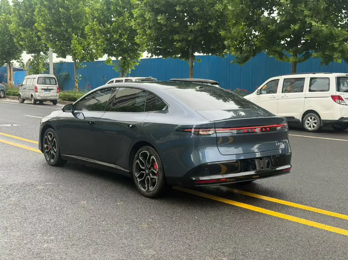 Nissan N7