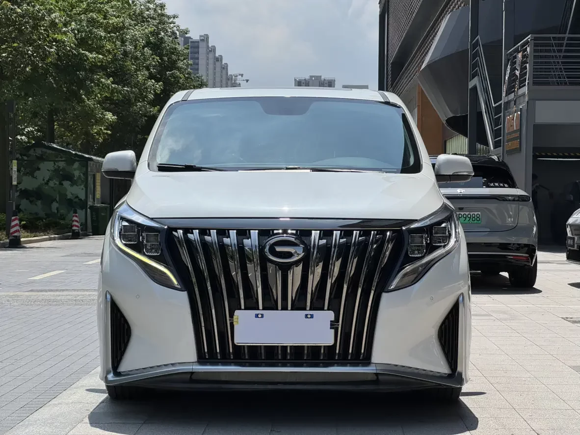 GAC Trumpchi M8