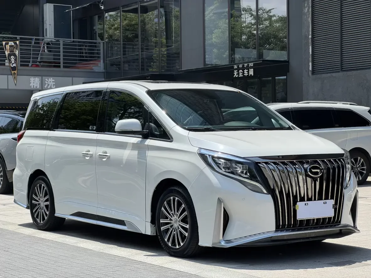 GAC Trumpchi M8