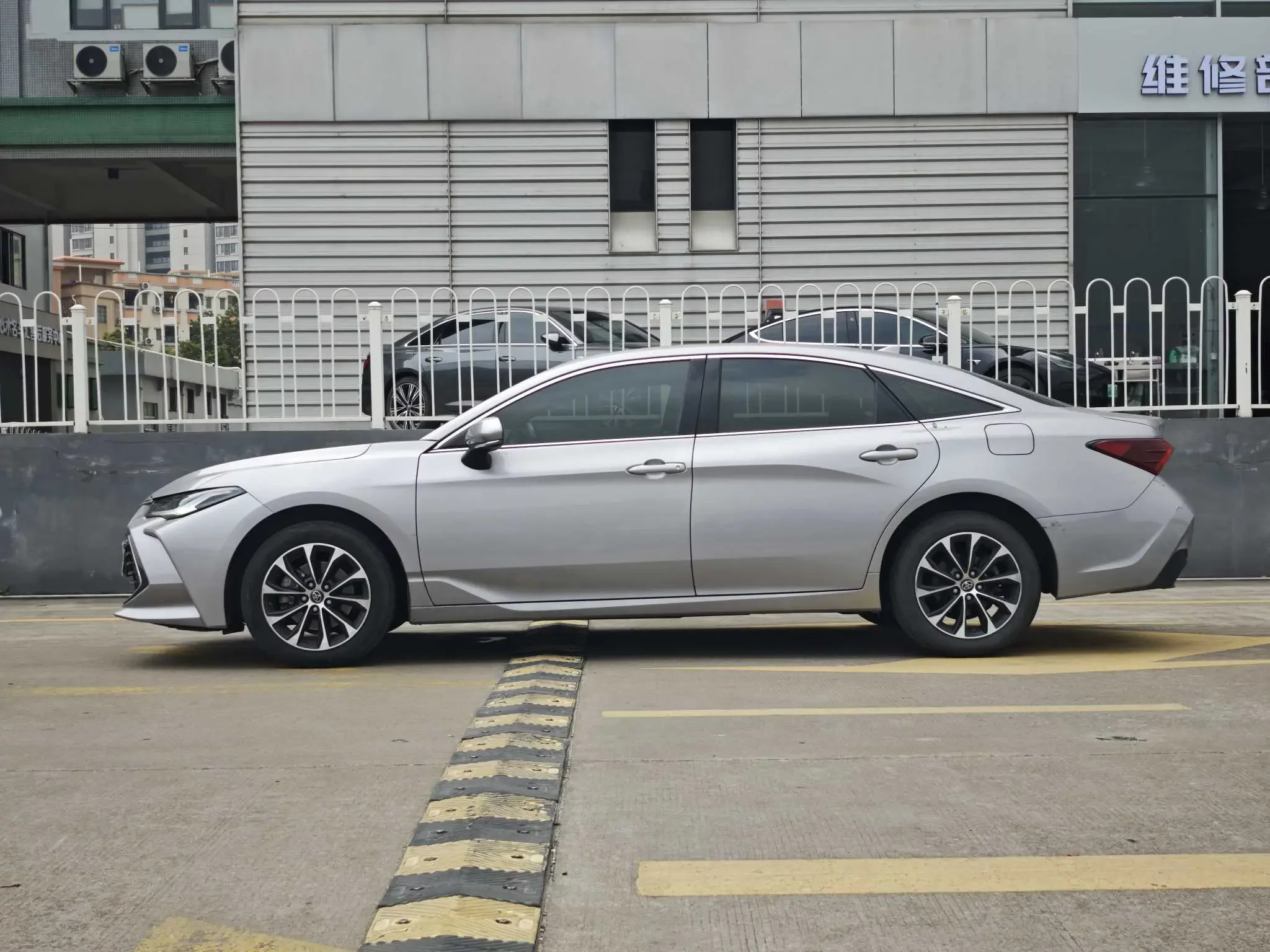 Toyota Avalon