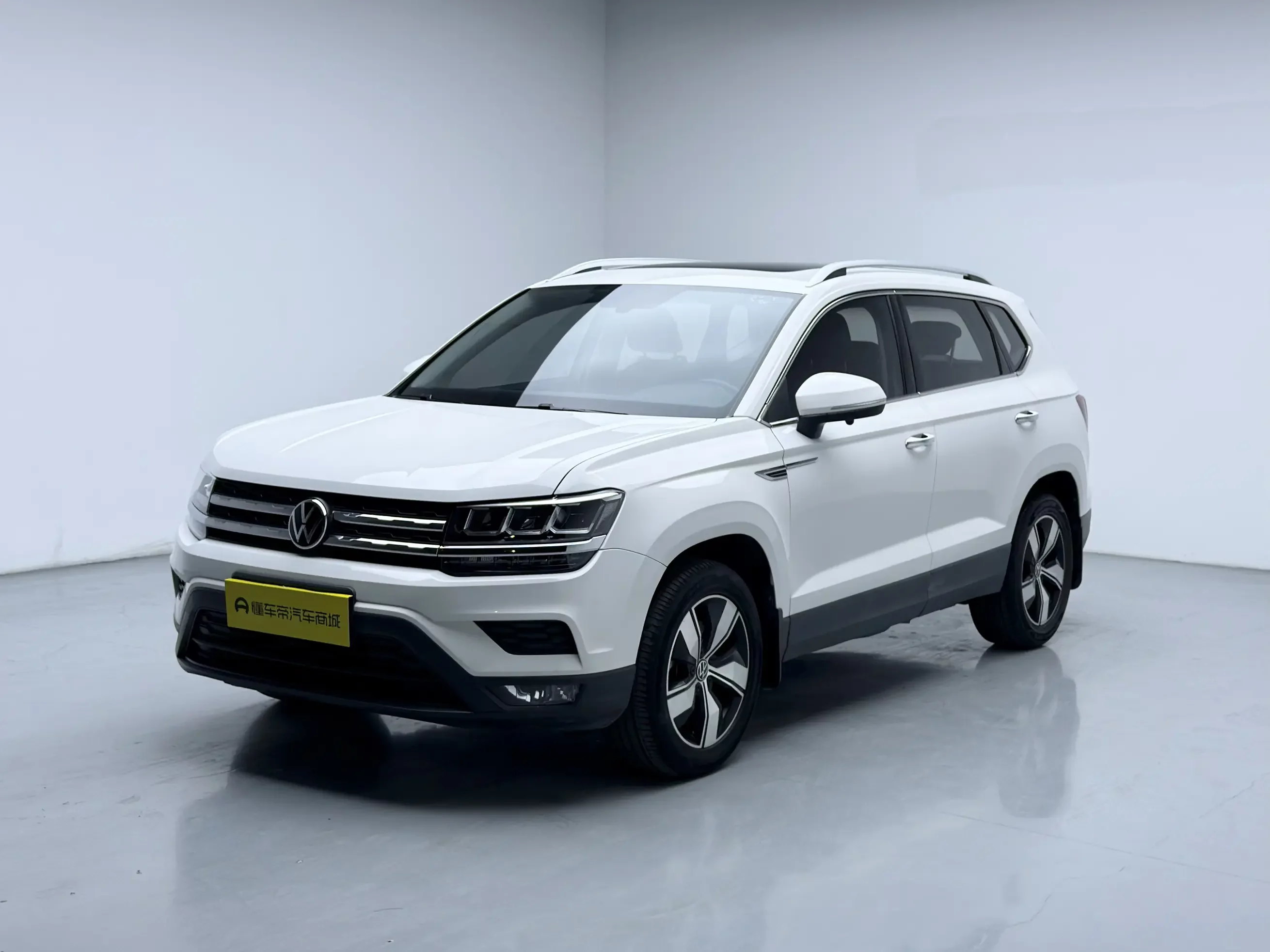 Volkswagen Tharu