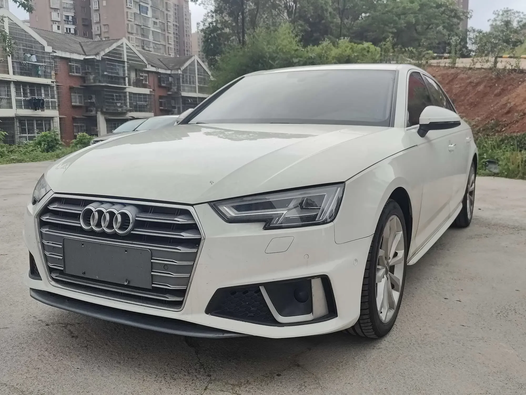 Audi A4L