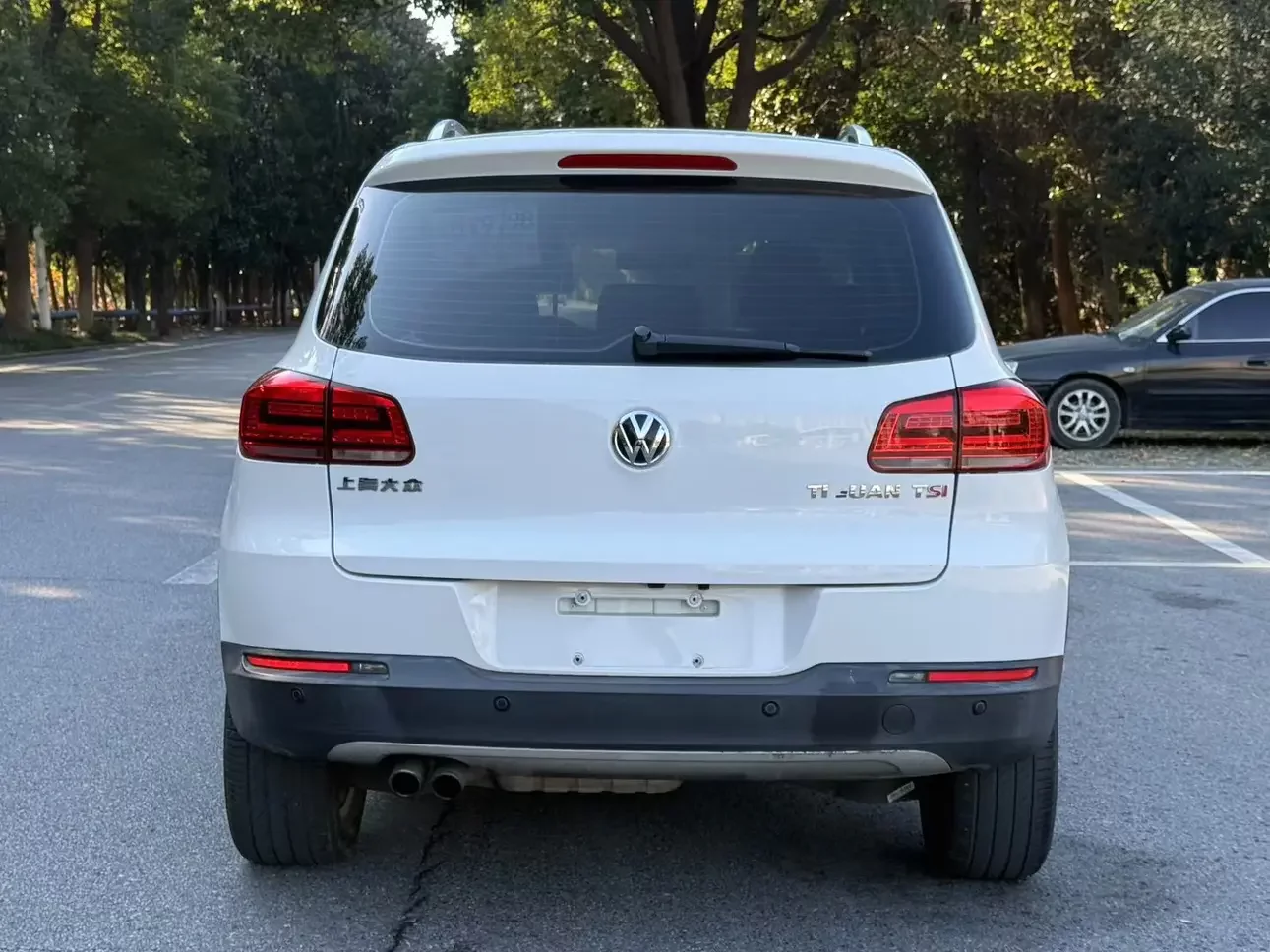 Volkswagen Tiguan (Tharu)