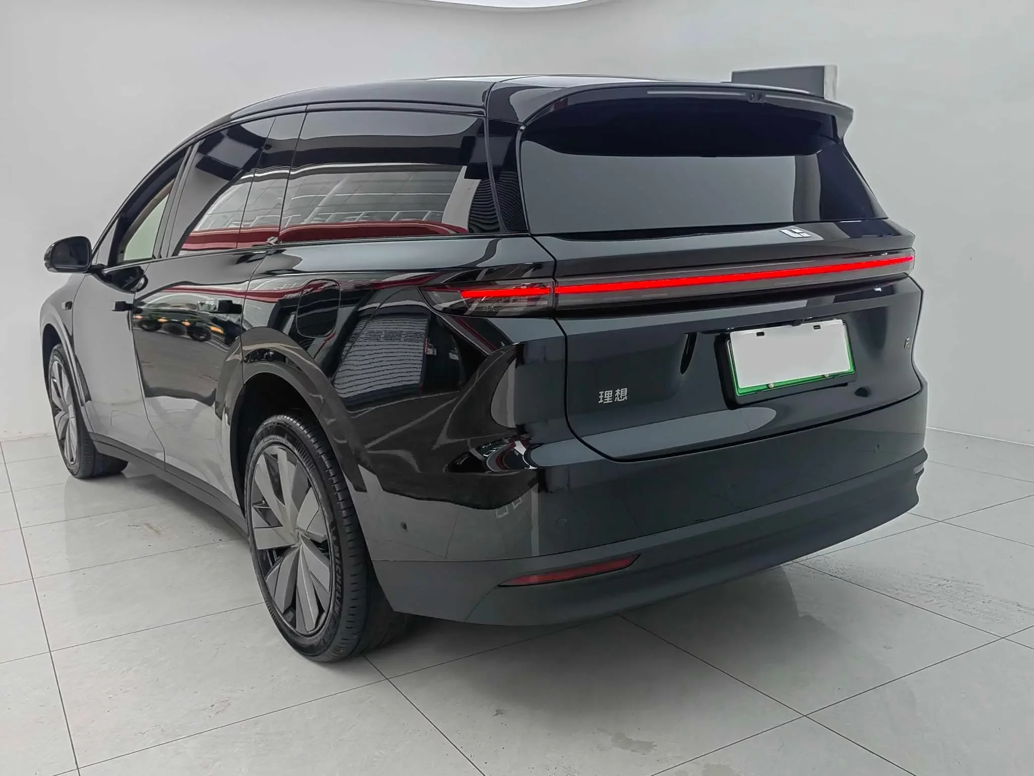 Li Ideal i8