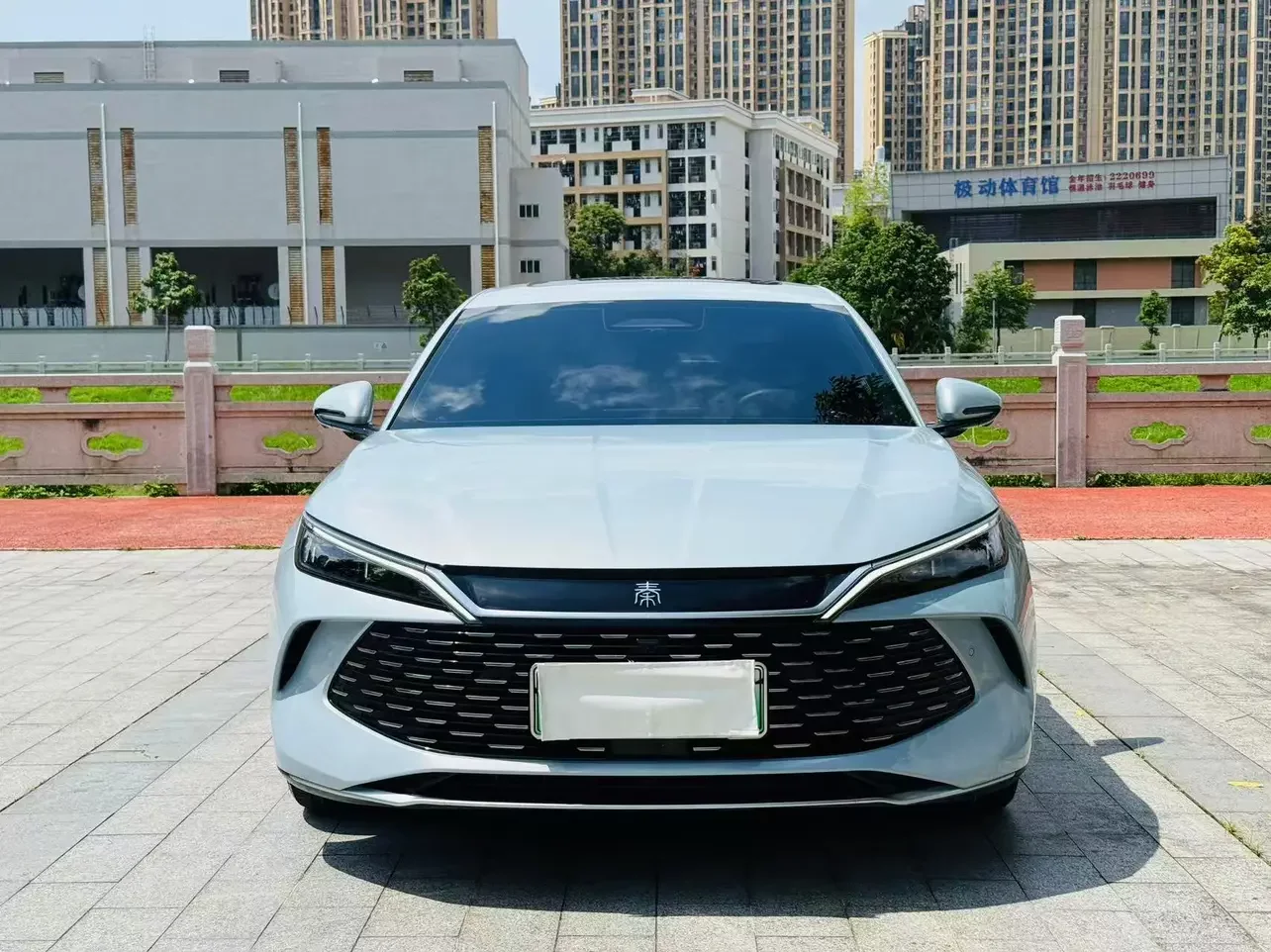 BYD Qin L DM