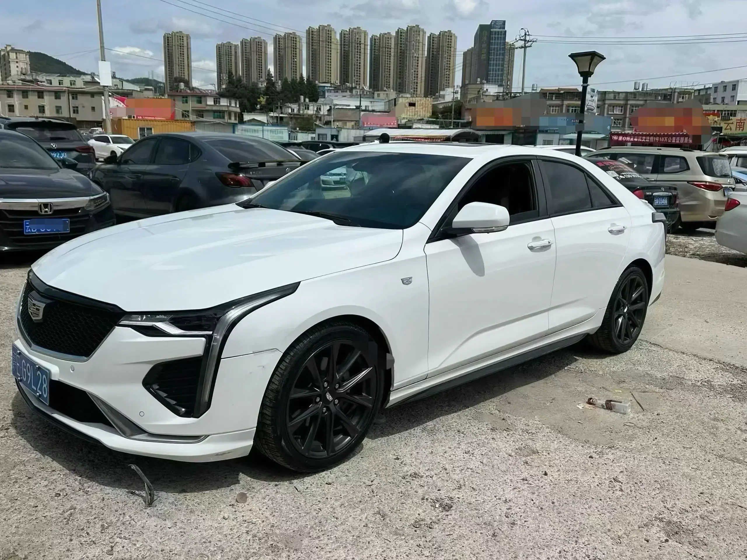 Cadillac CT4