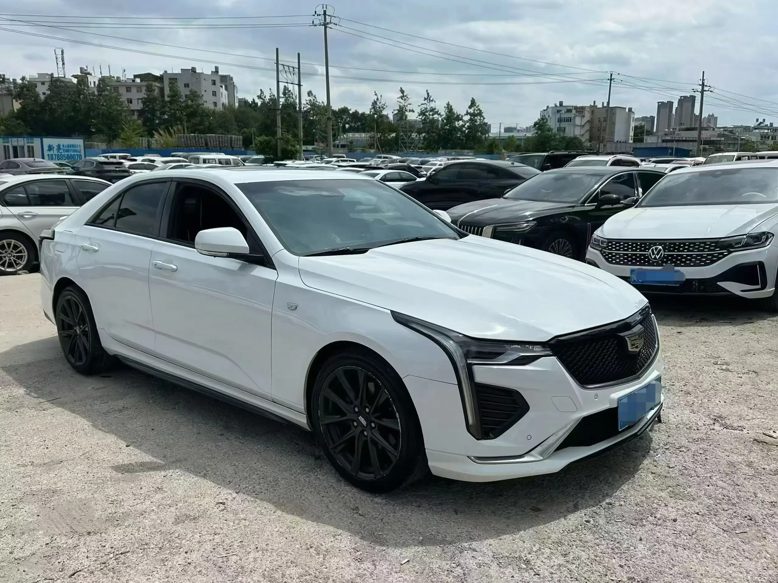 Cadillac CT4