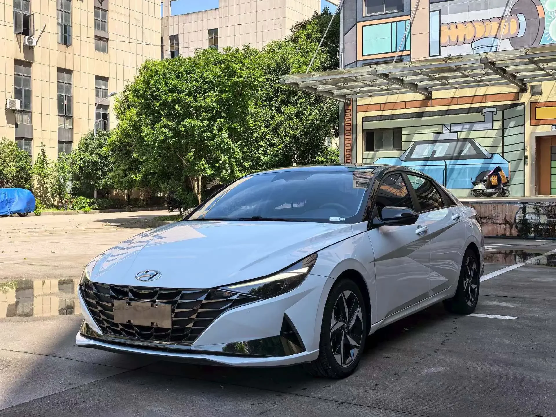 Hyundai Elantra
