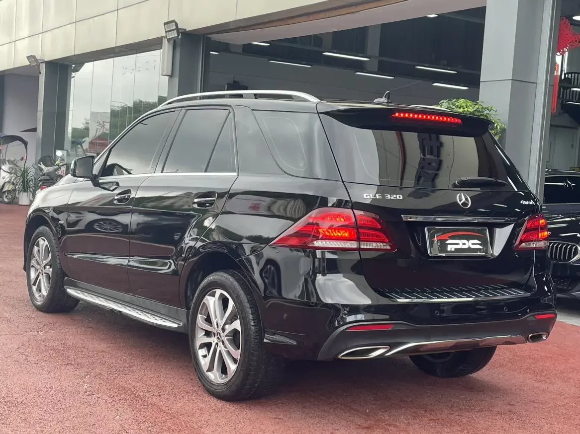 Mercedes-Benz GLE (Imported)