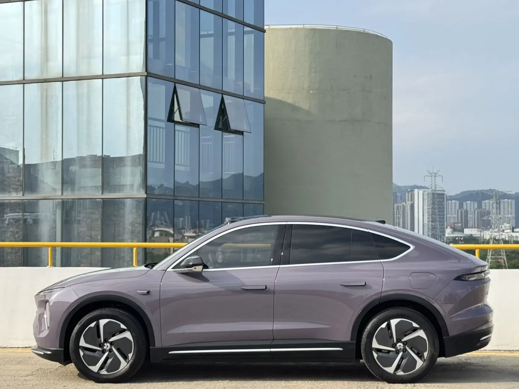 NIO EC6