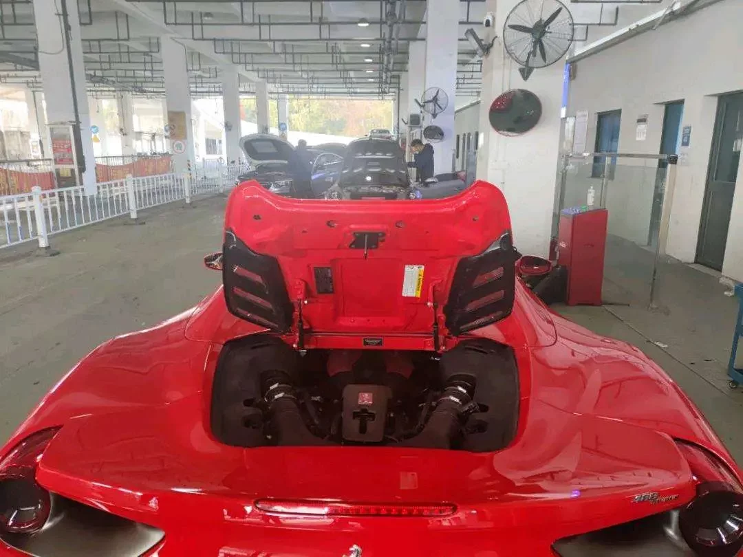 Ferrari 488