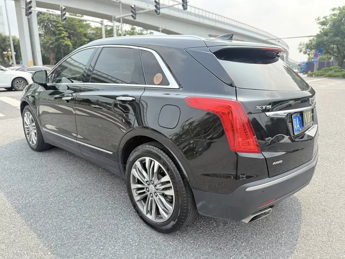 Cadillac XT5