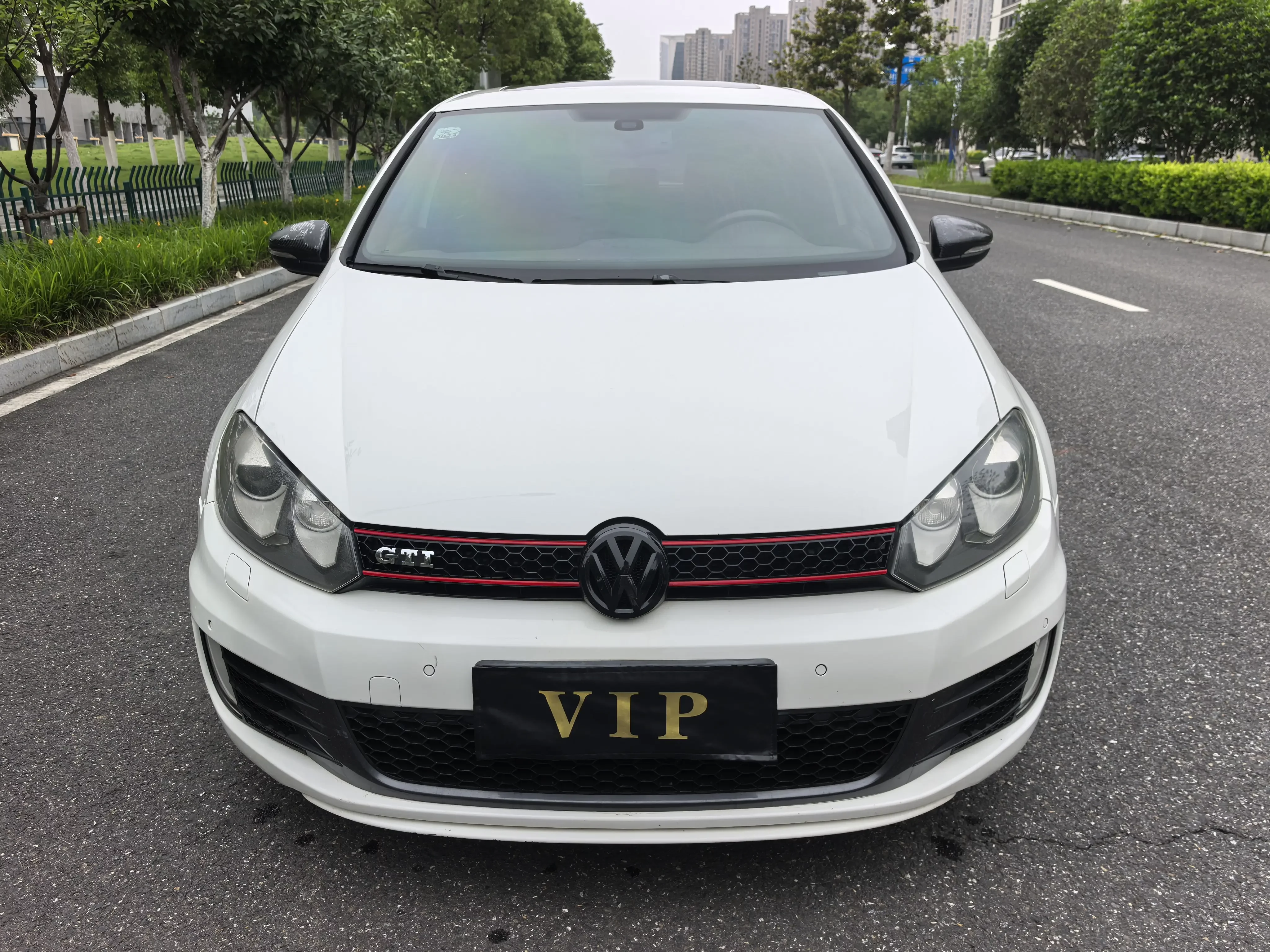 Volkswagen Golf GTI