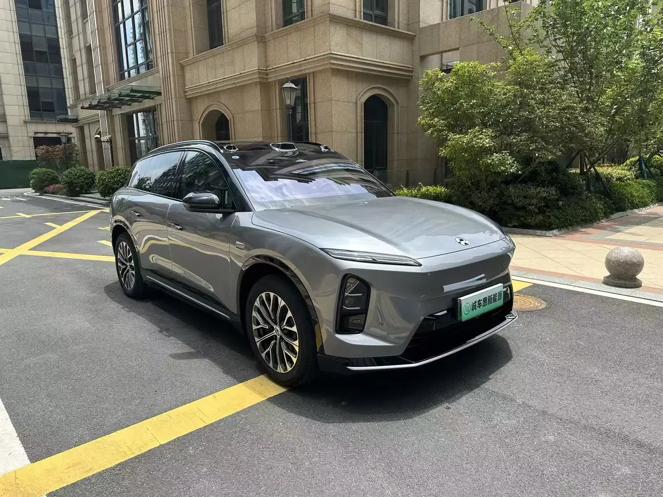 NIO ES6