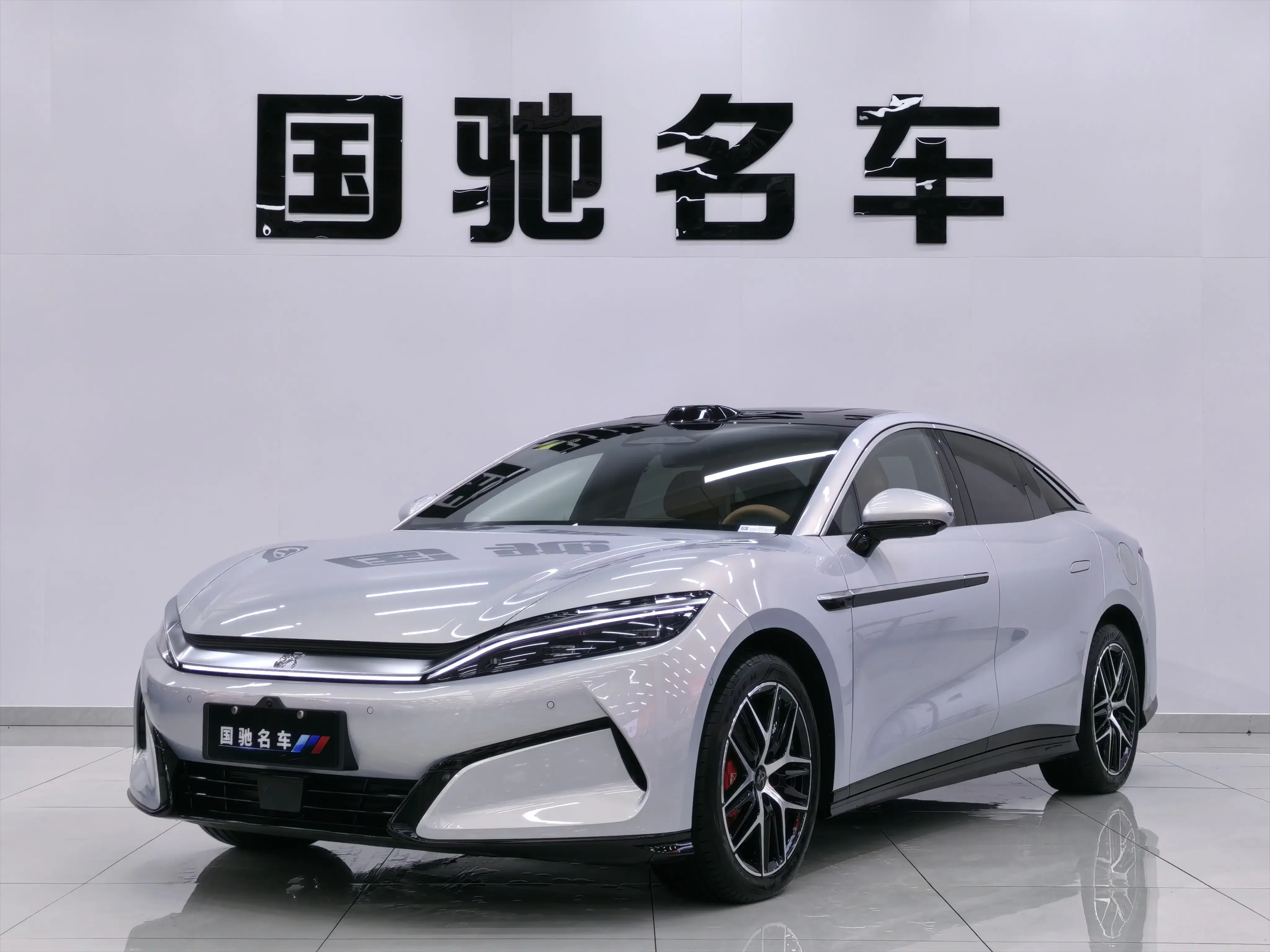BYD Han L EV