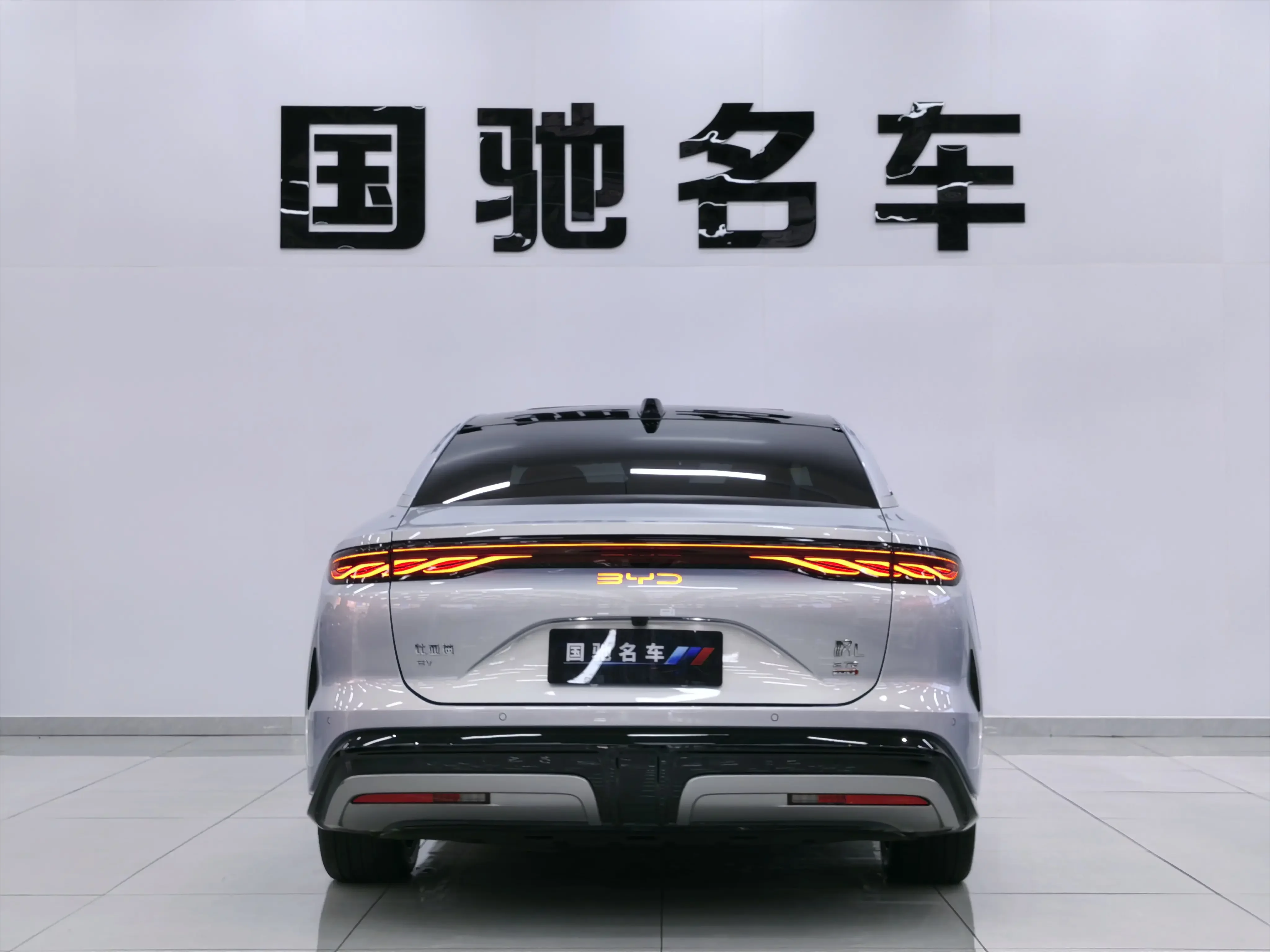 BYD Han L EV