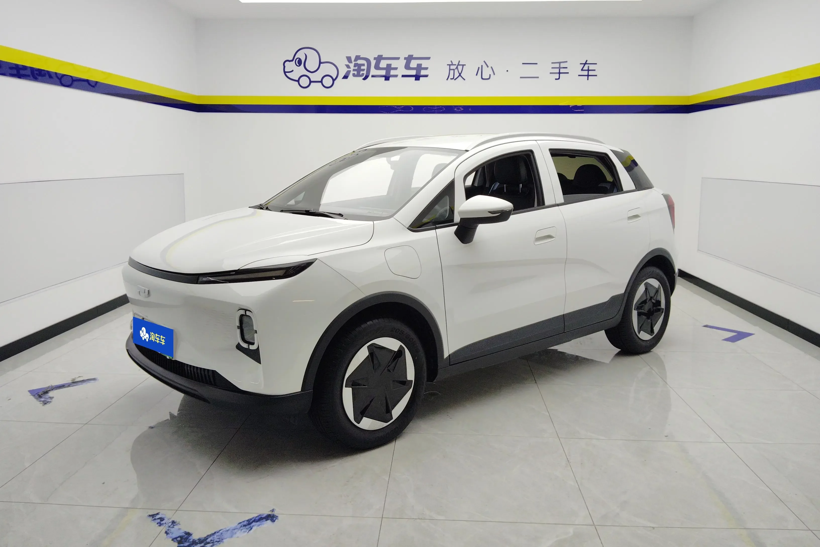 Geely Geometry E Firefly
