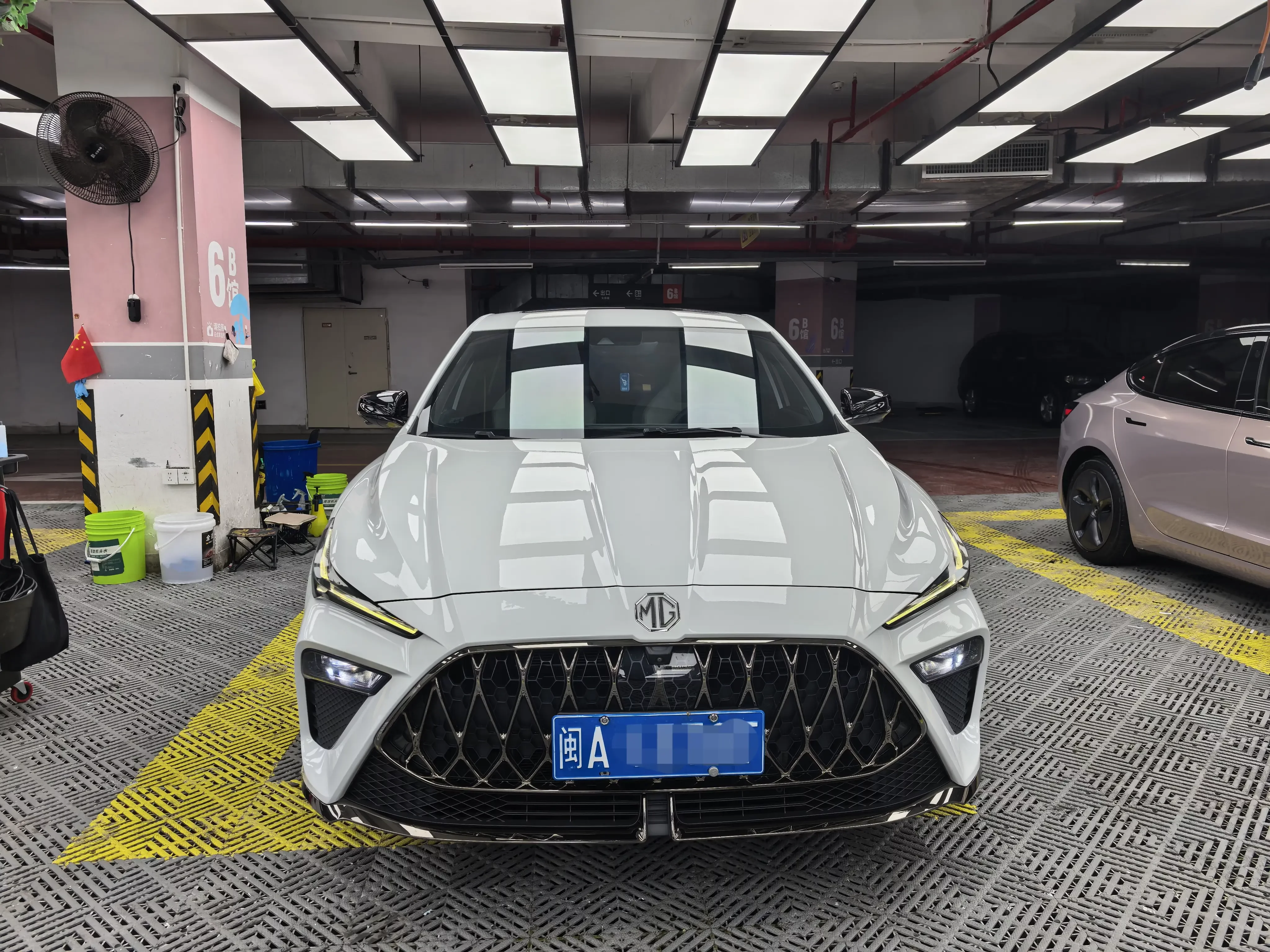 MG 5 Scorpio