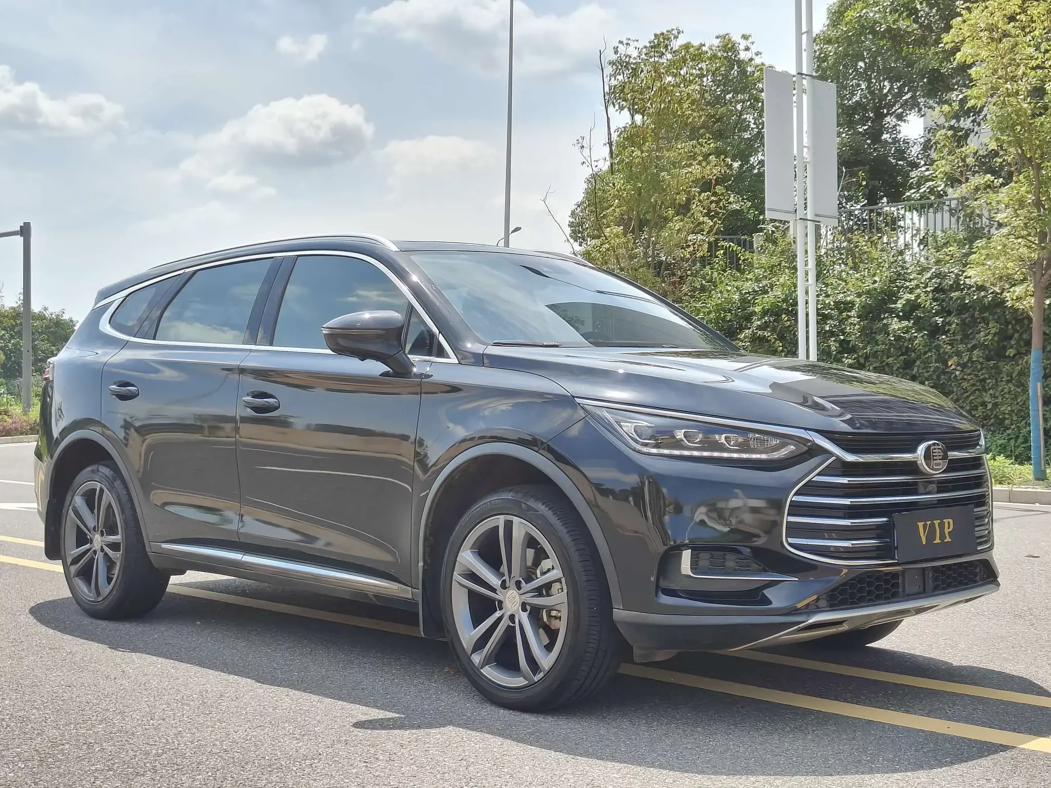 BYD Tang