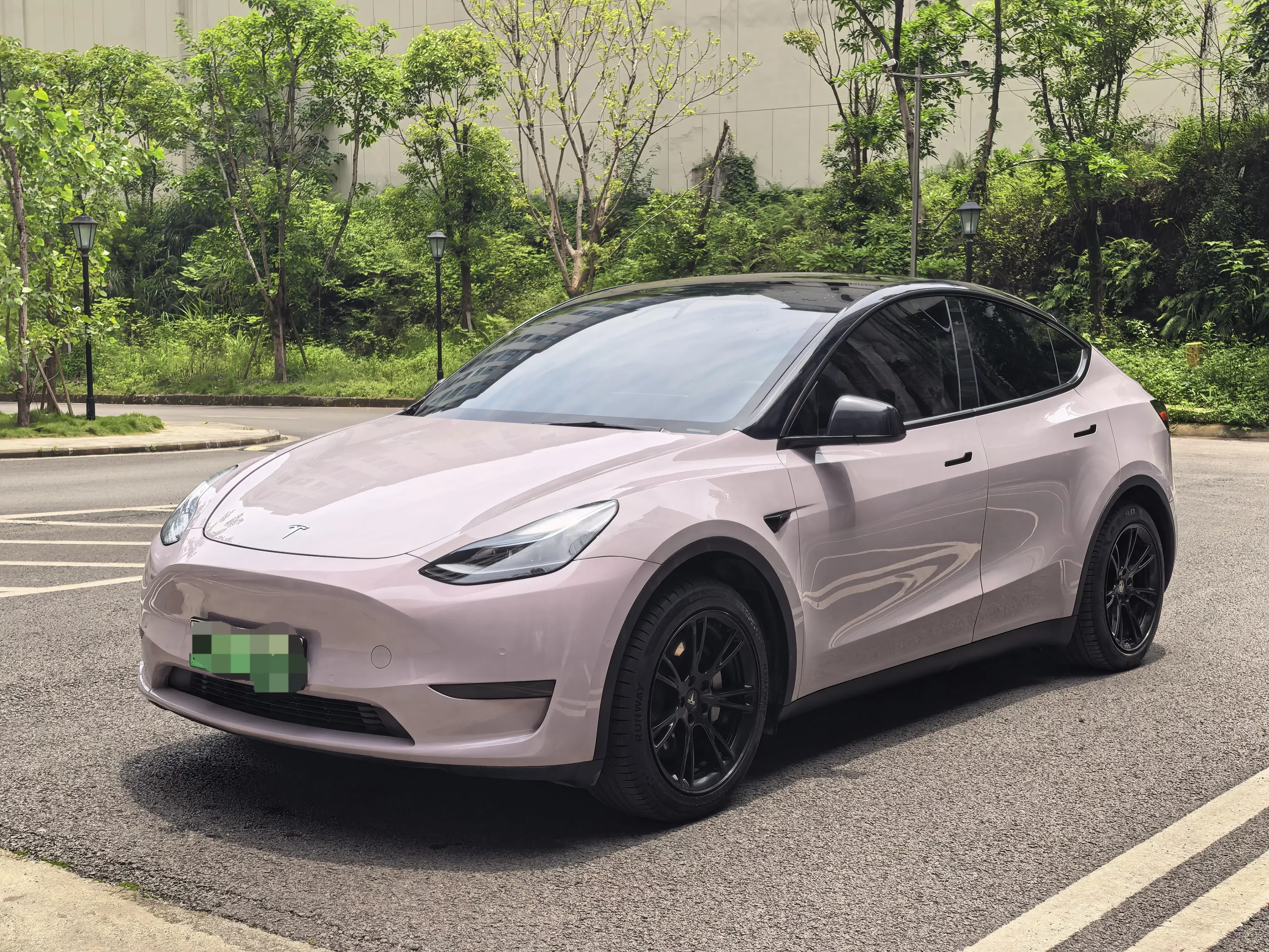 Tesla Model Y  из Китая
