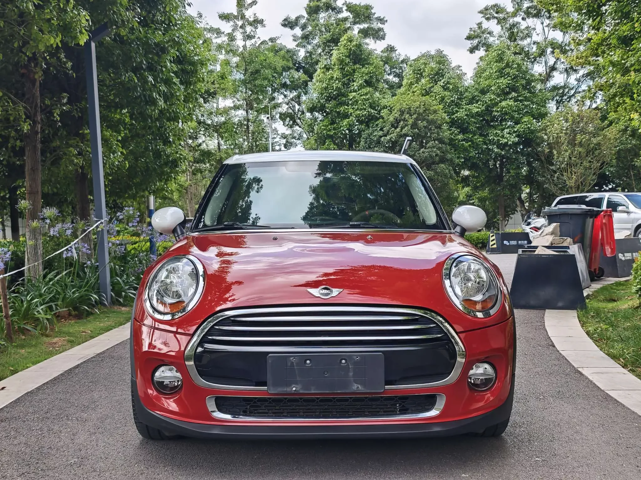 MINI 