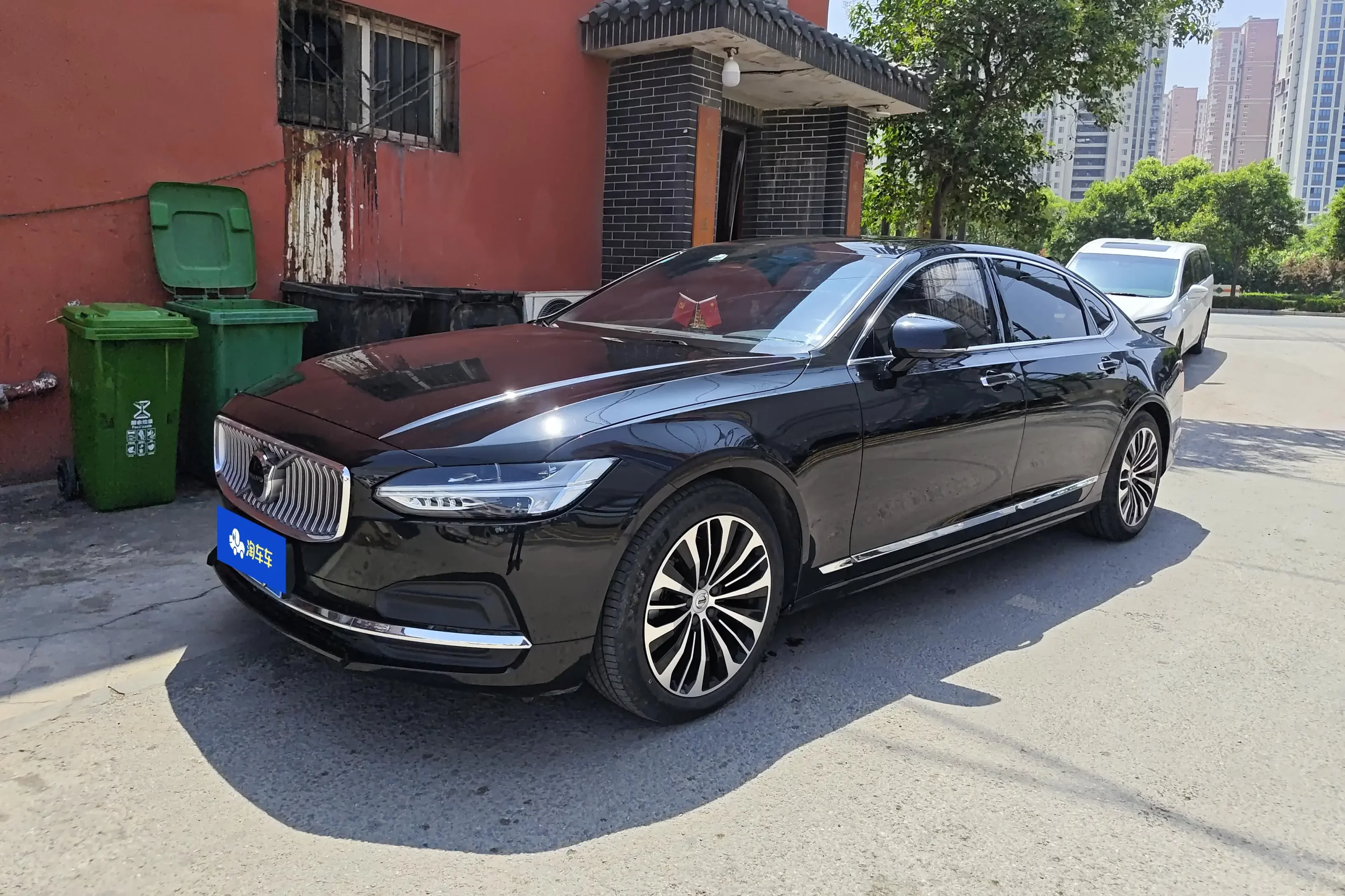 Volvo S90