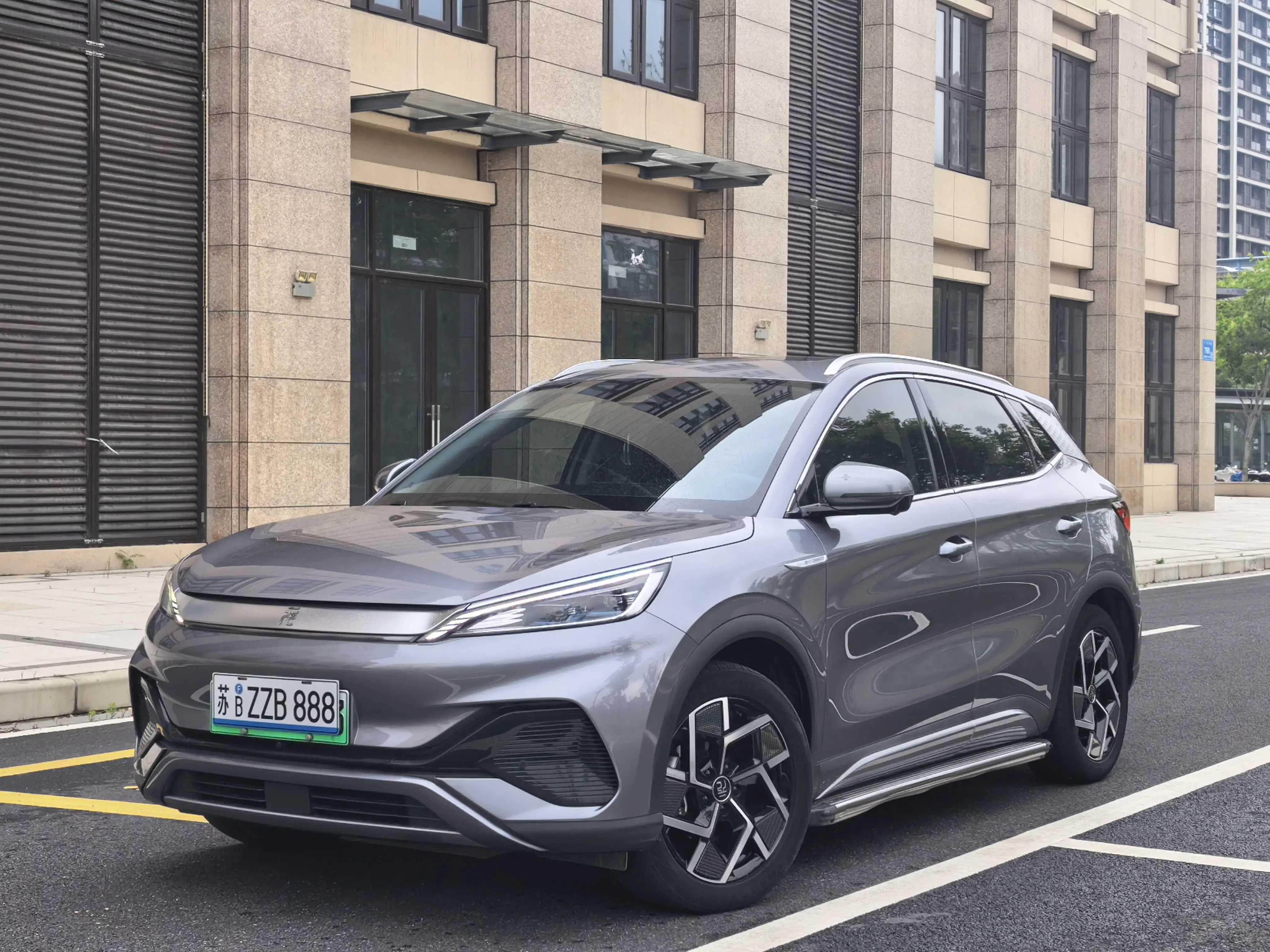 BYD Yuan PLUS