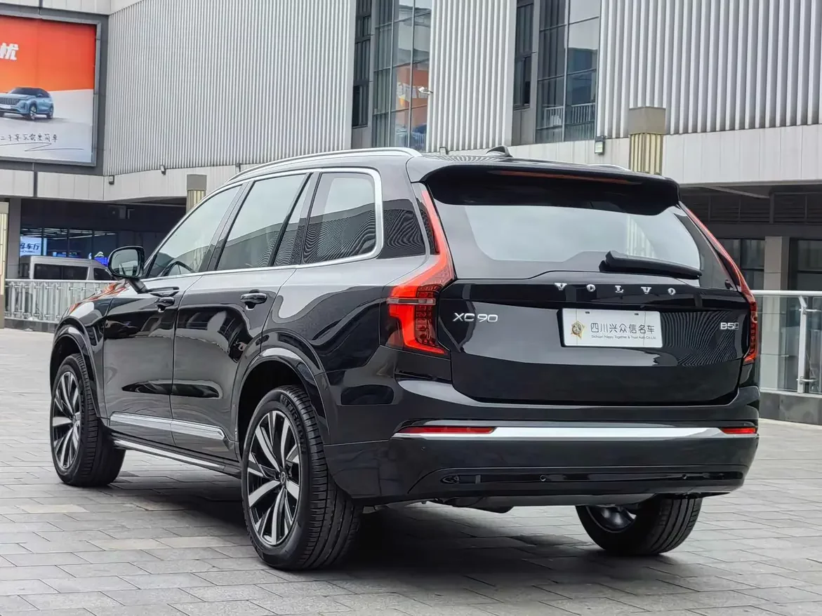 Volvo XC90
