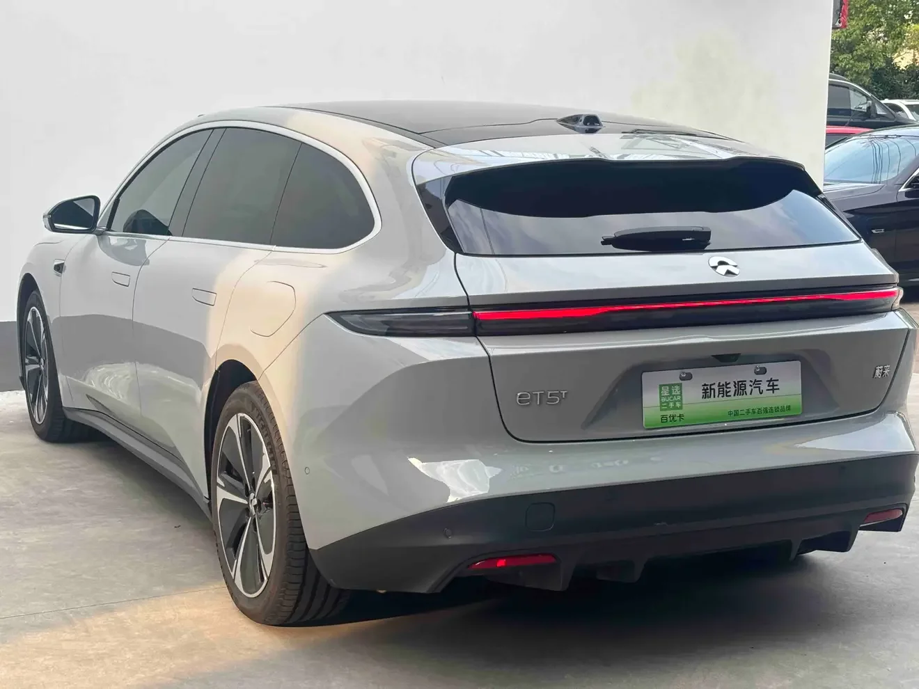 NIO ET5T