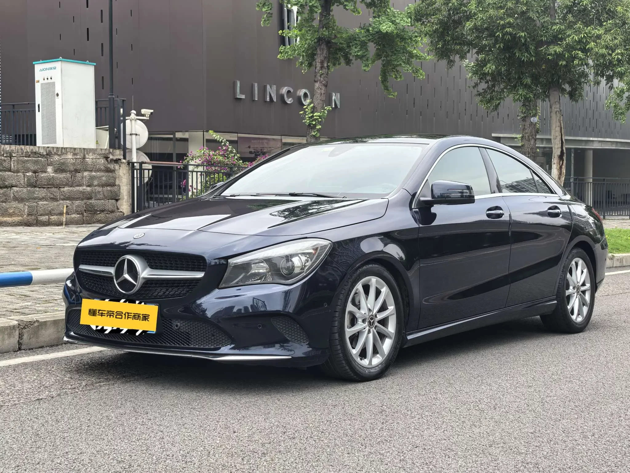 Mercedes-Benz CLA (Imported)