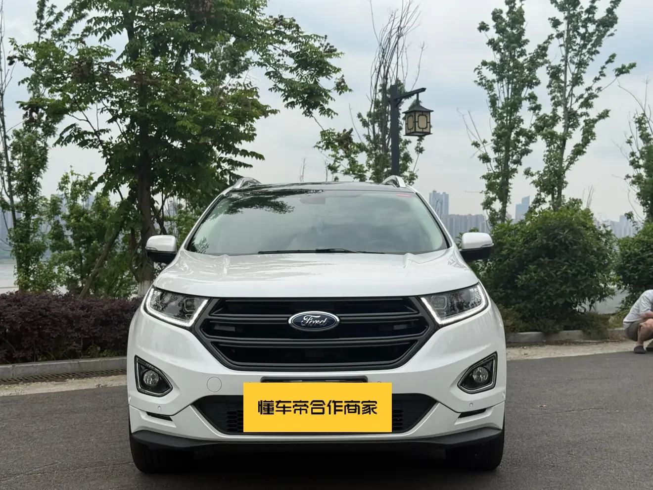 Ford sharp boundary