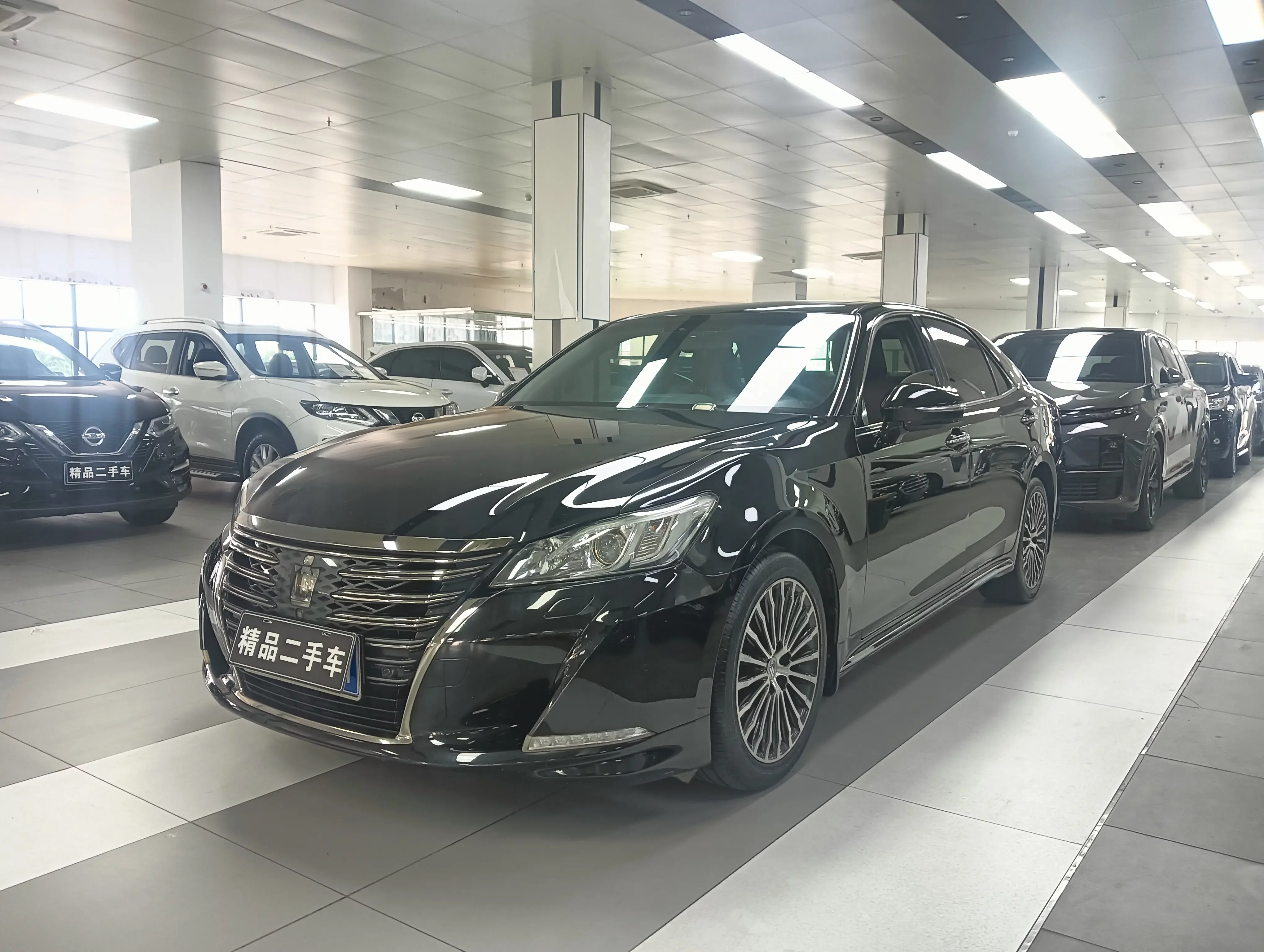 Toyota crown