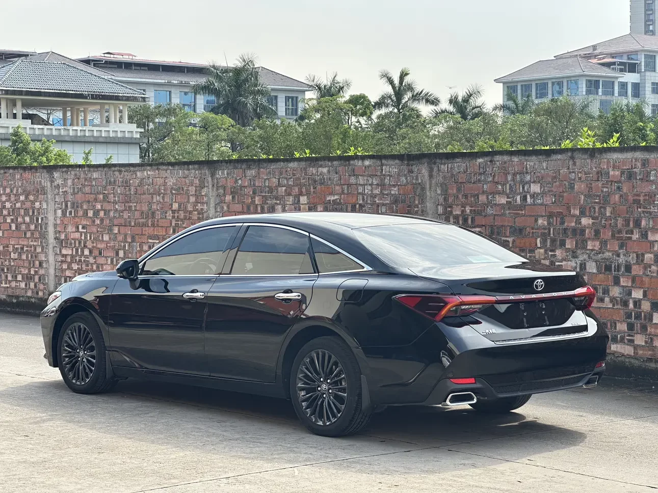 Toyota Avalon