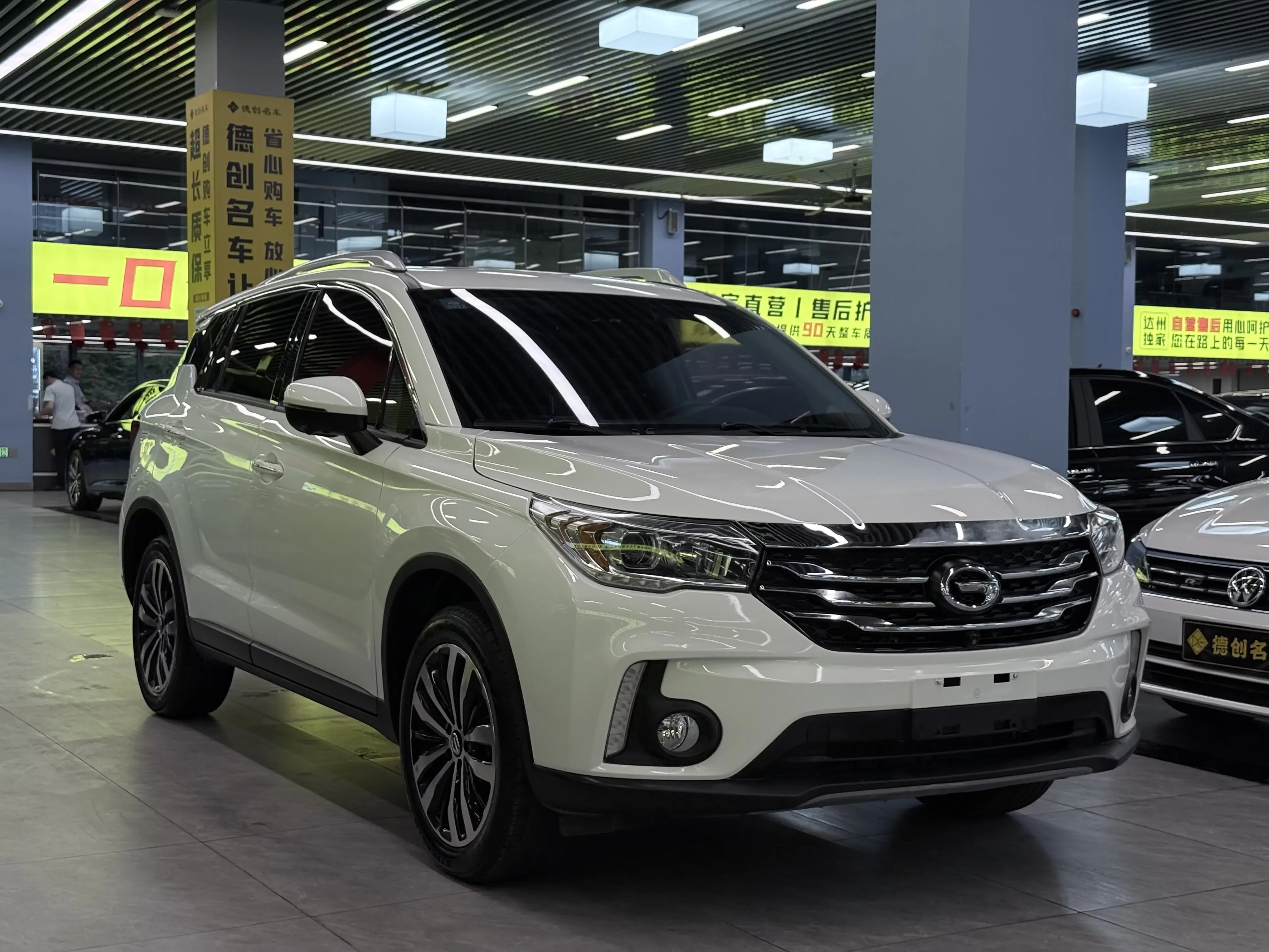 GAC Trumpchi GS4