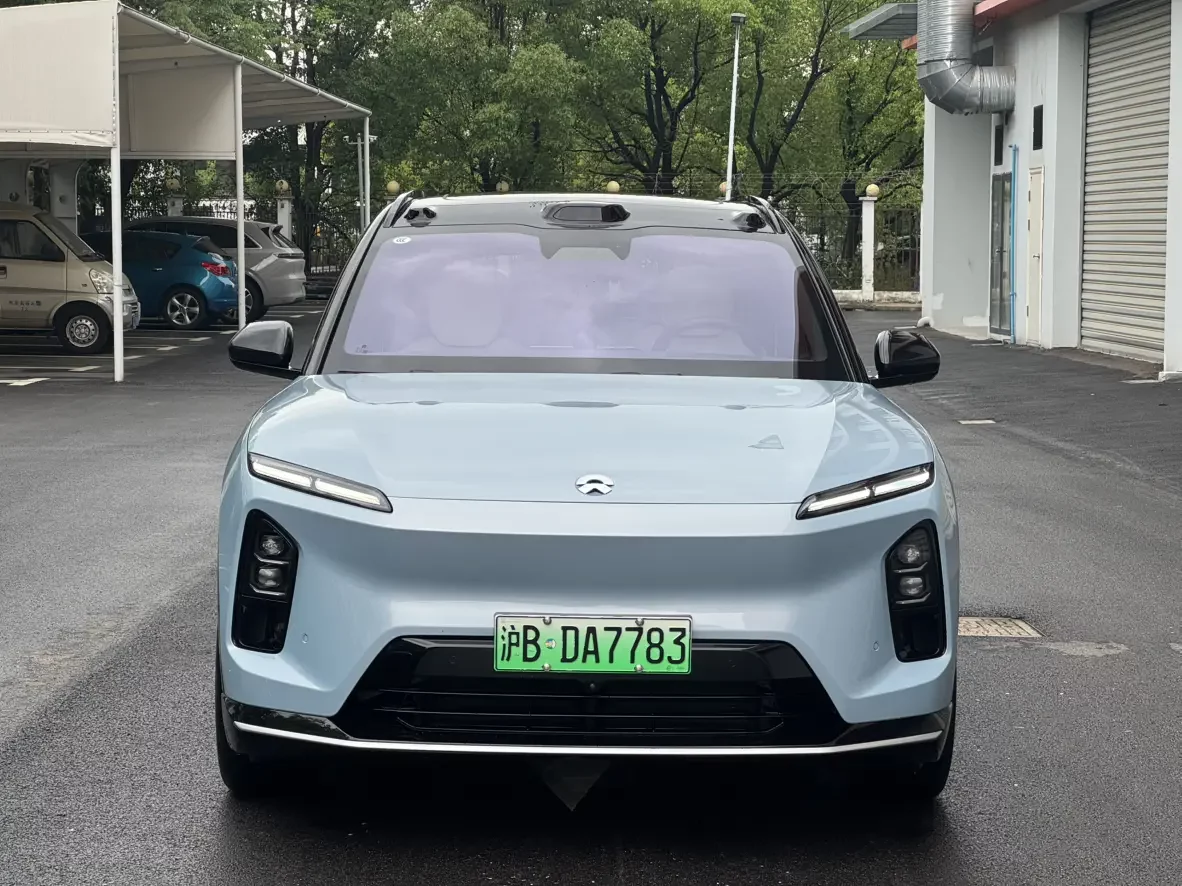 NIO ES6