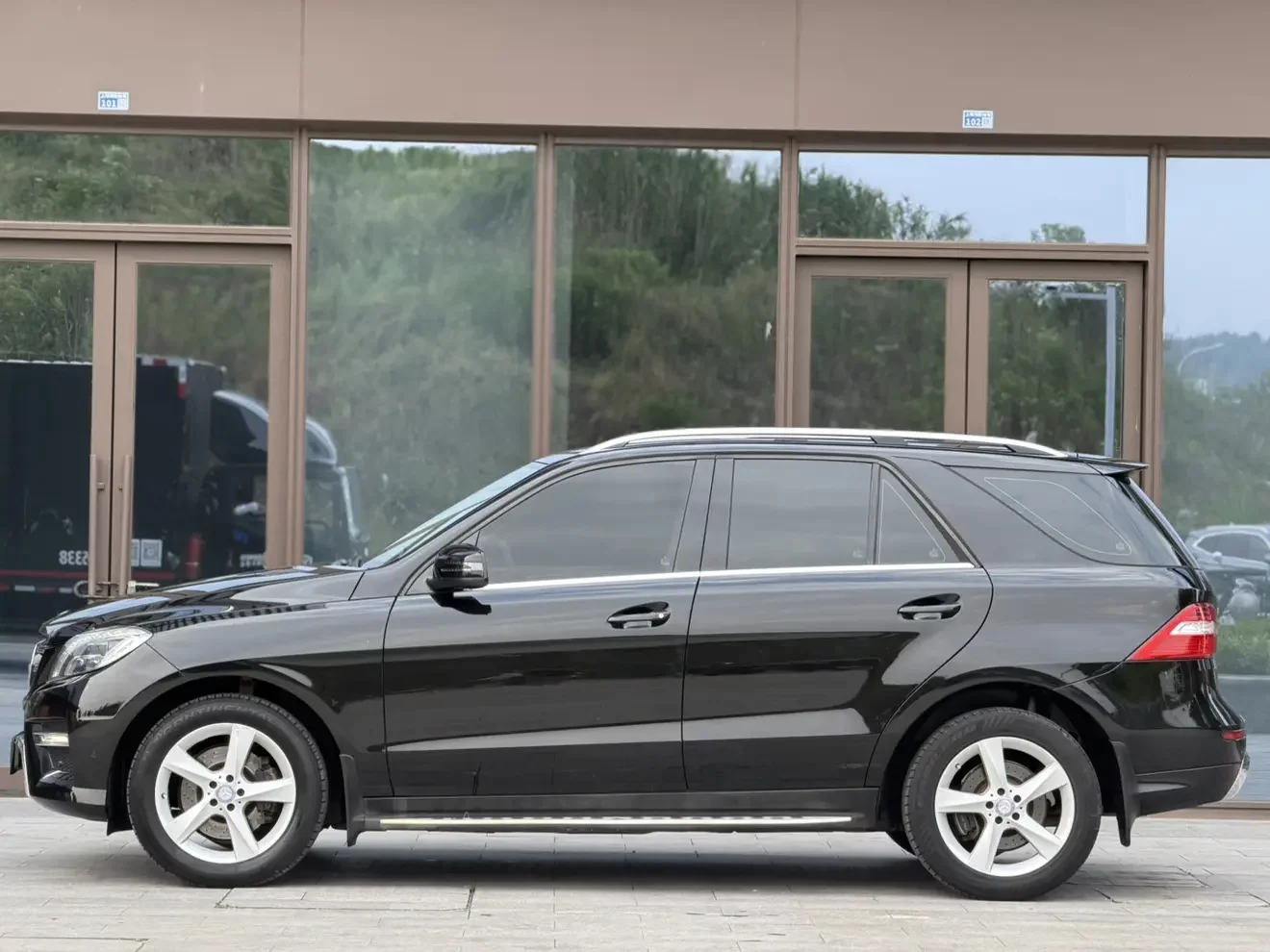 Mercedes-Benz M Class