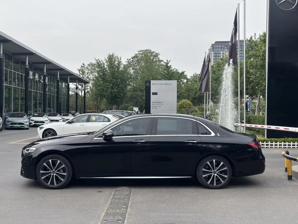 Mercedes-Benz E-Class PHEV