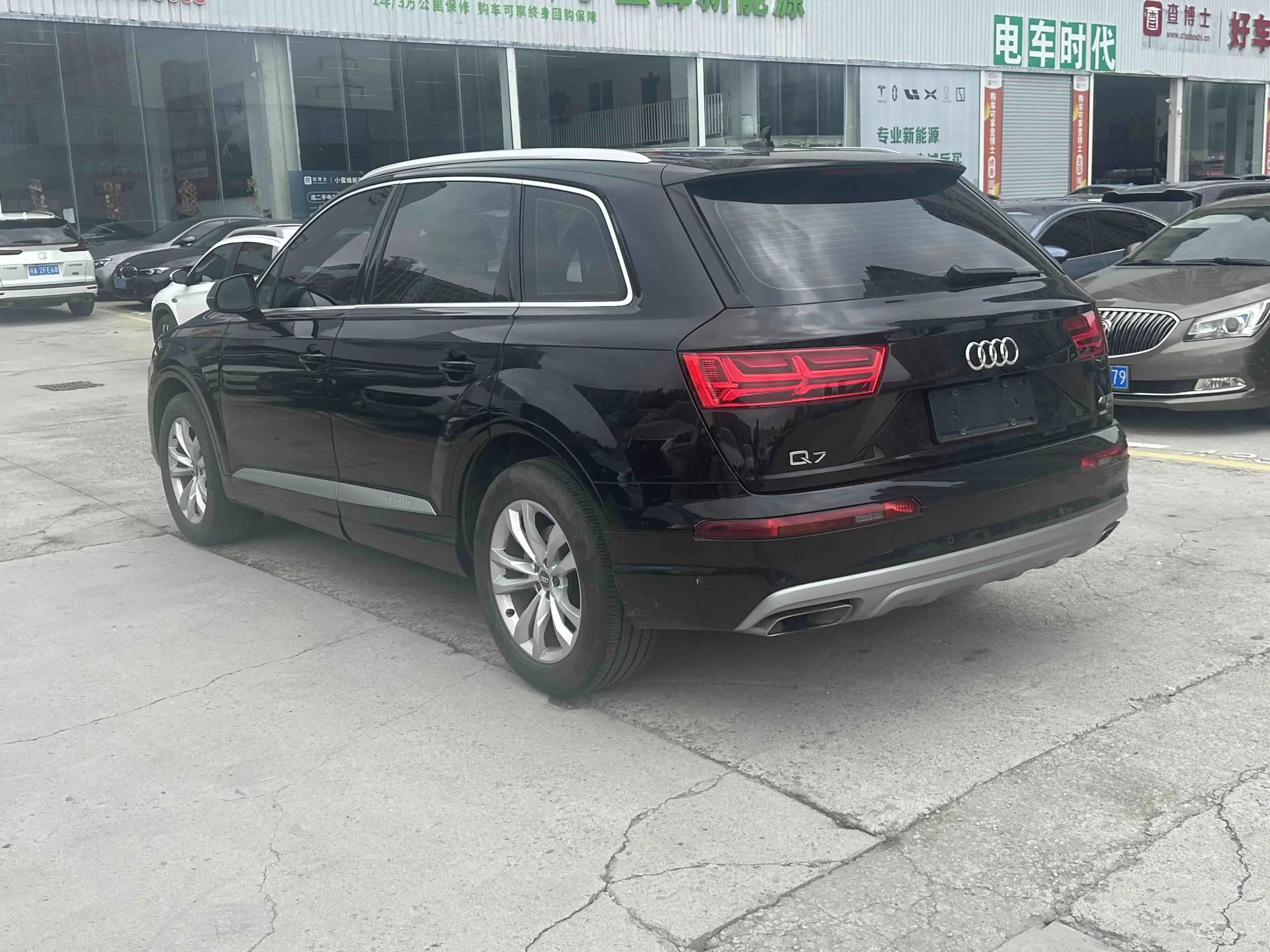 Audi Q7