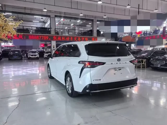 Toyota Sienna