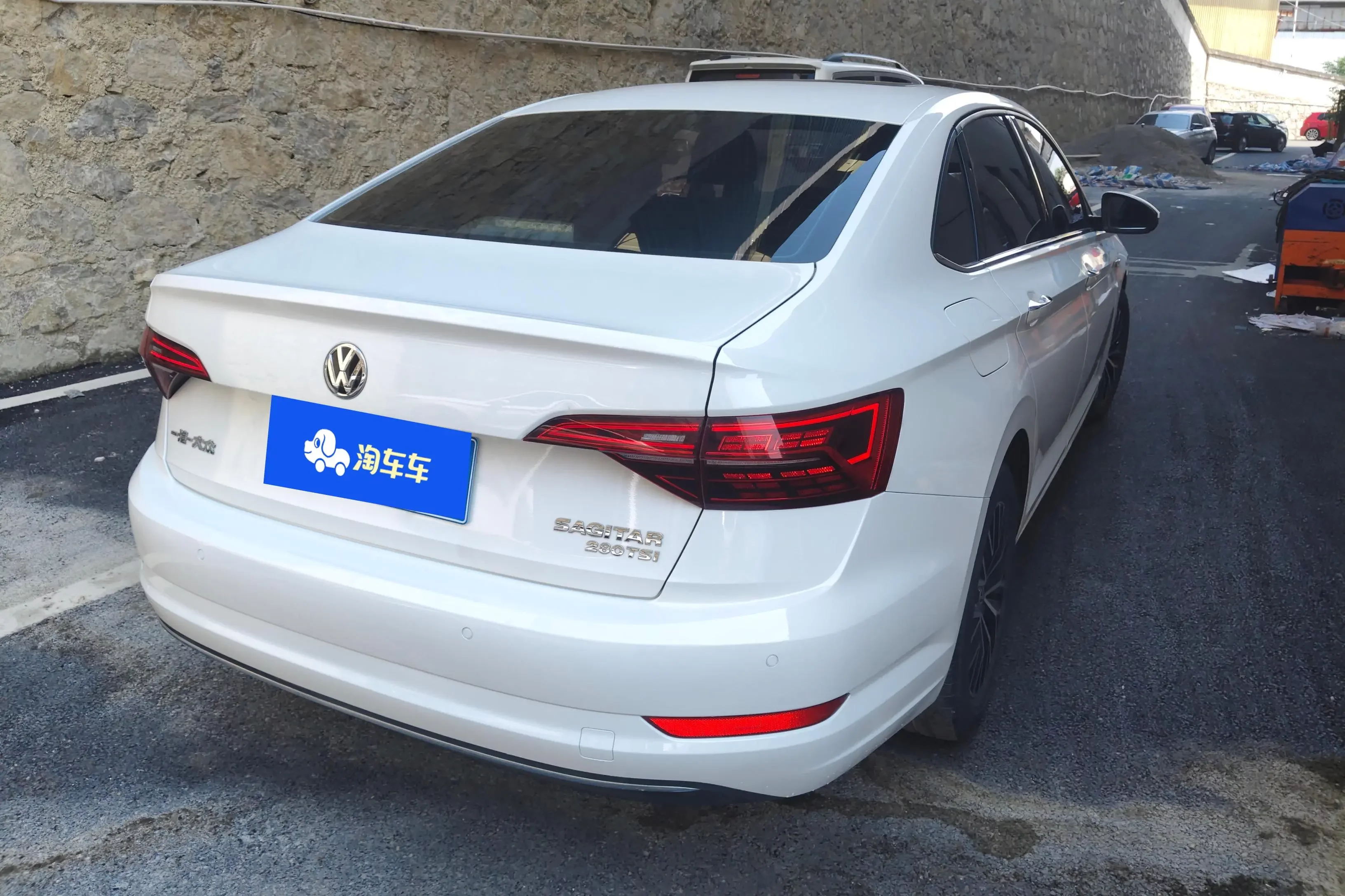 Volkswagen Sagitar
