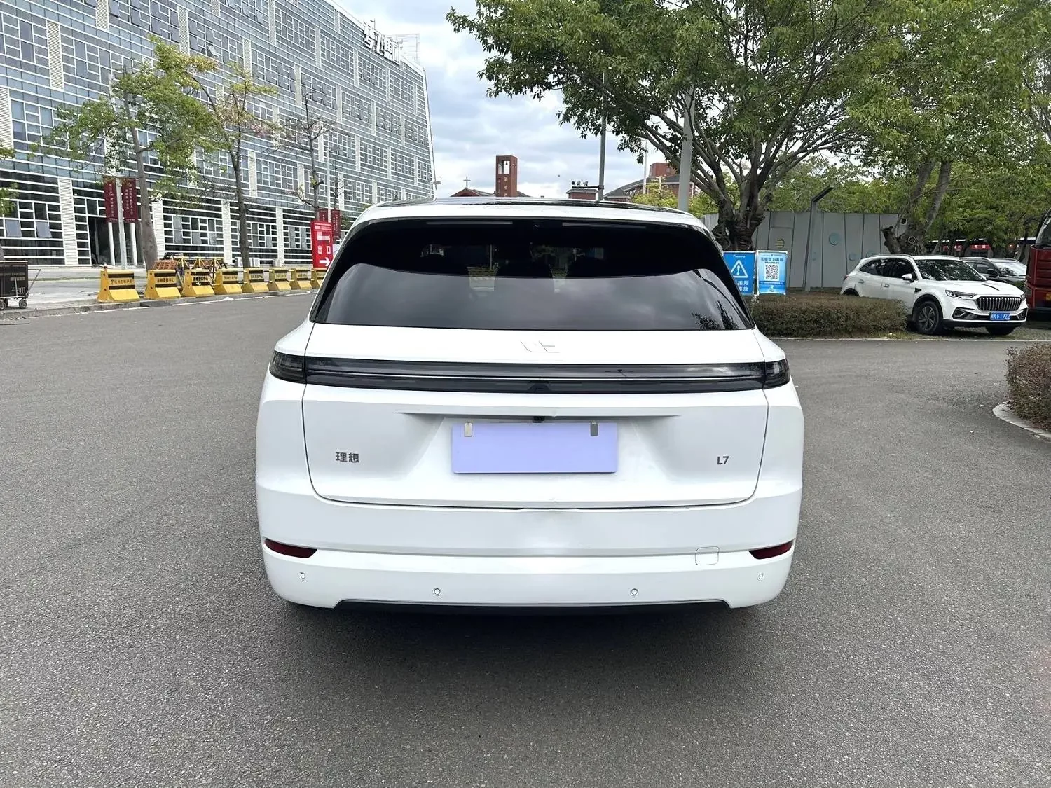 Lixiang L7