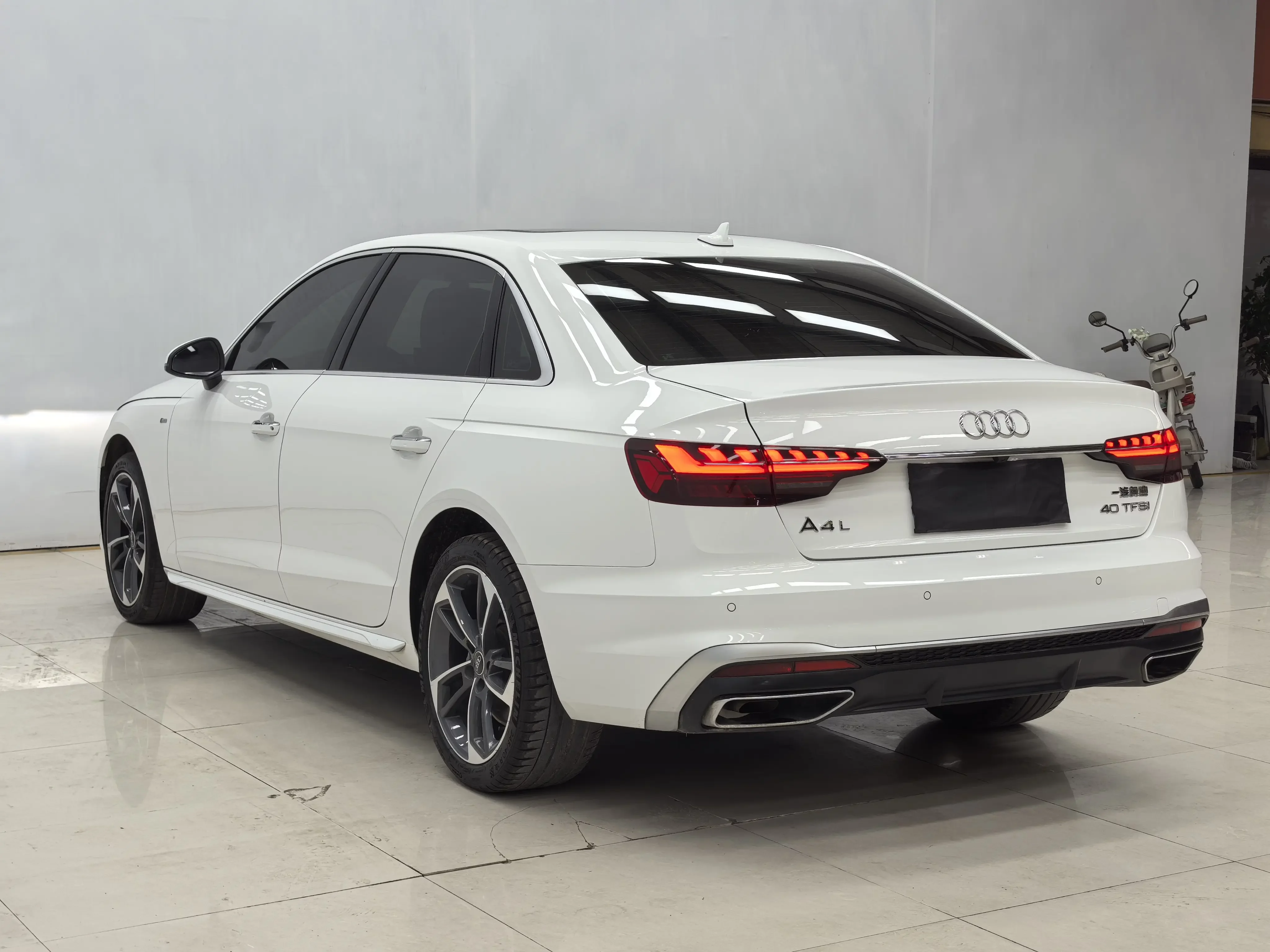 Audi A4L