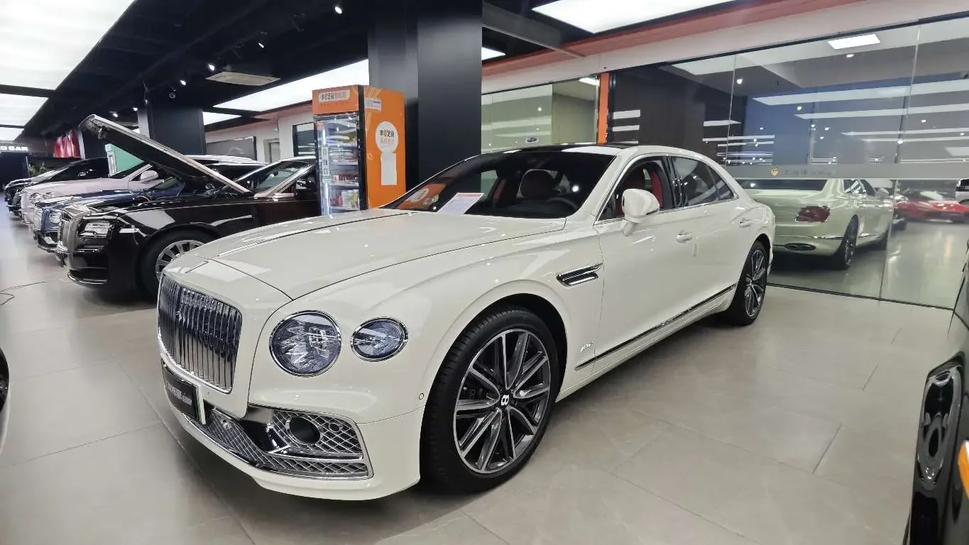 Bentley Flying Spur PHEV