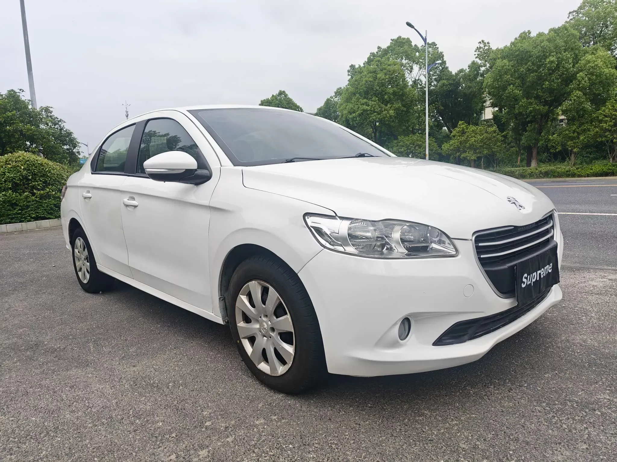 Peugeot 301
