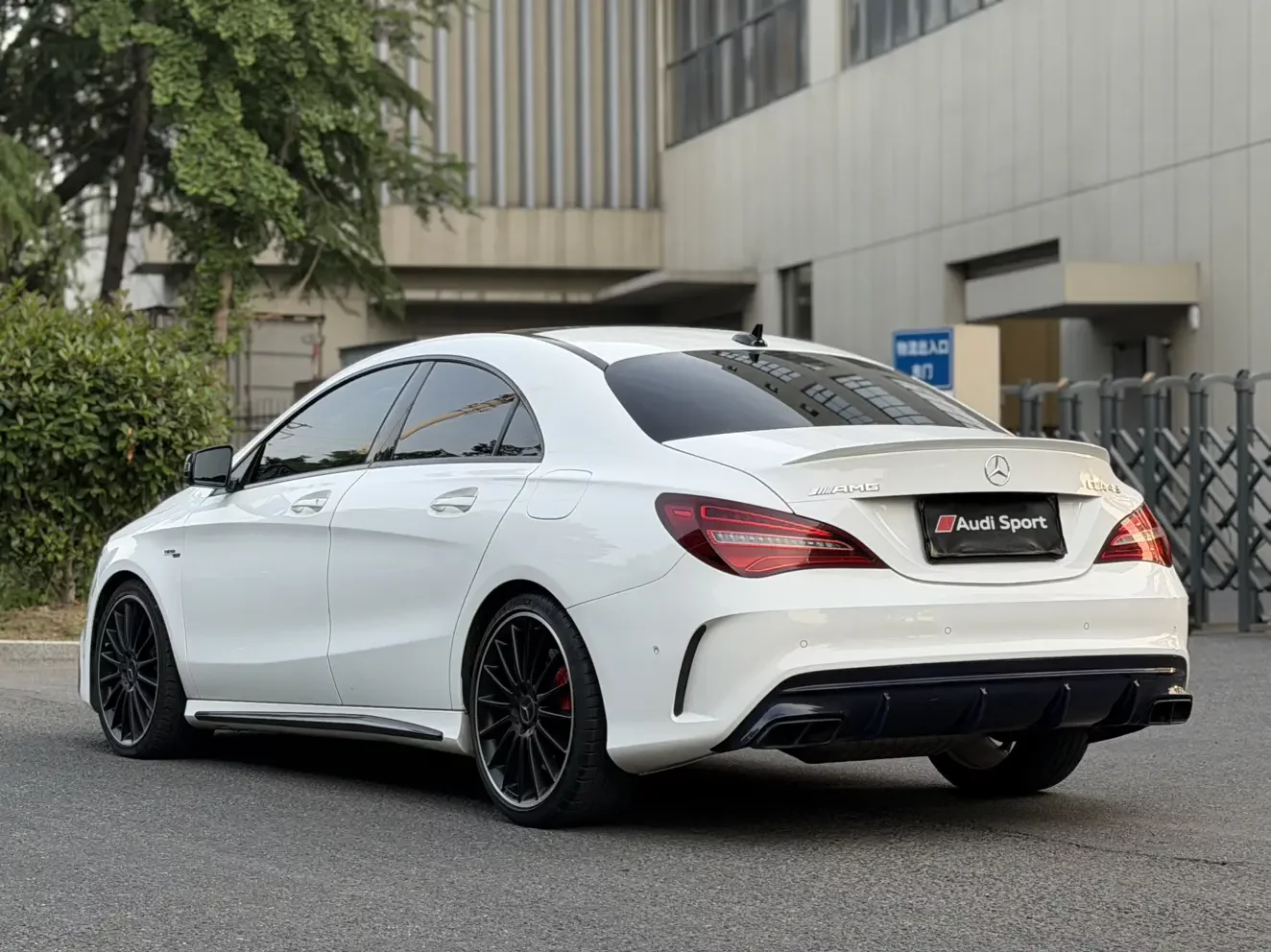 Mercedes-Benz Mercedes CLA AMG
