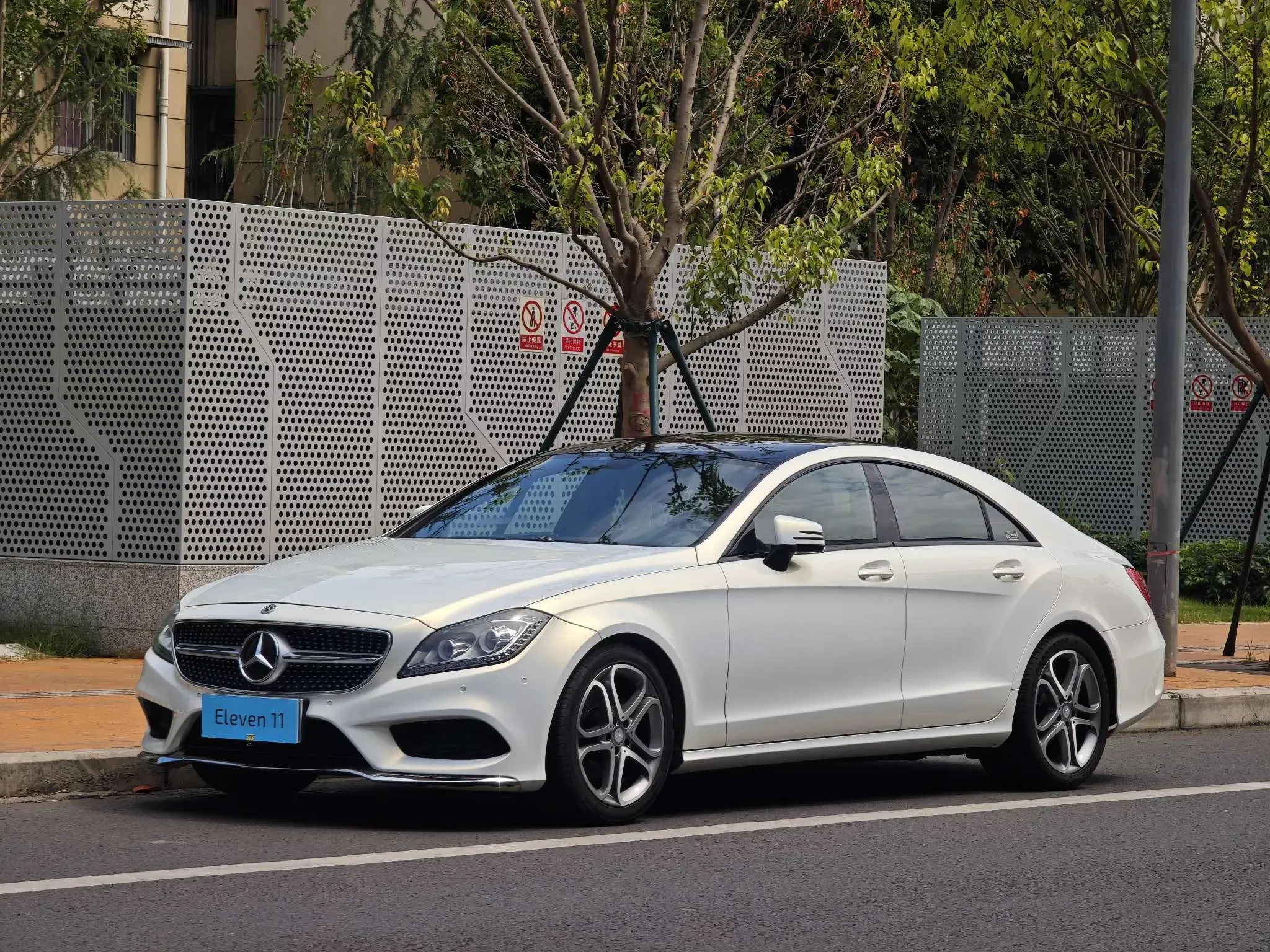 Mercedes-Benz CLS