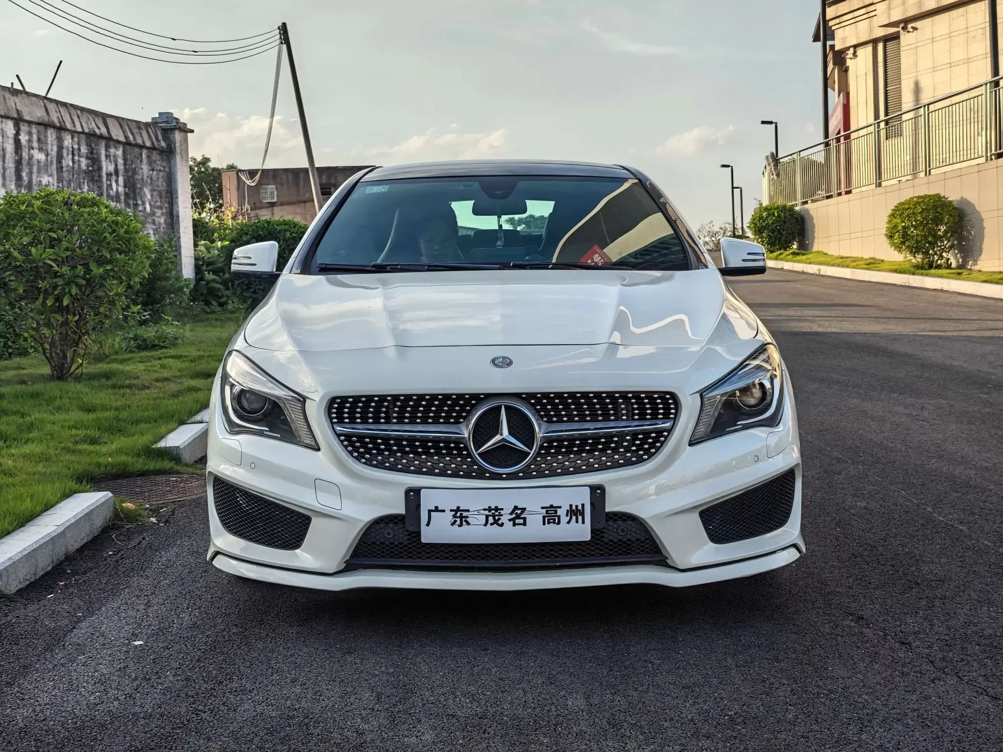 Mercedes-Benz CLA (Imported)