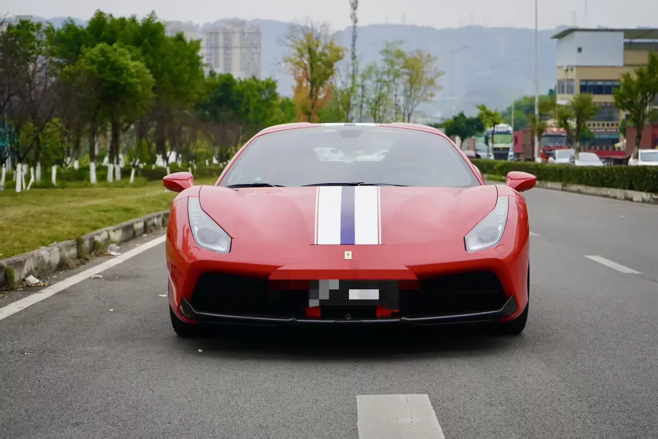 Ferrari 488